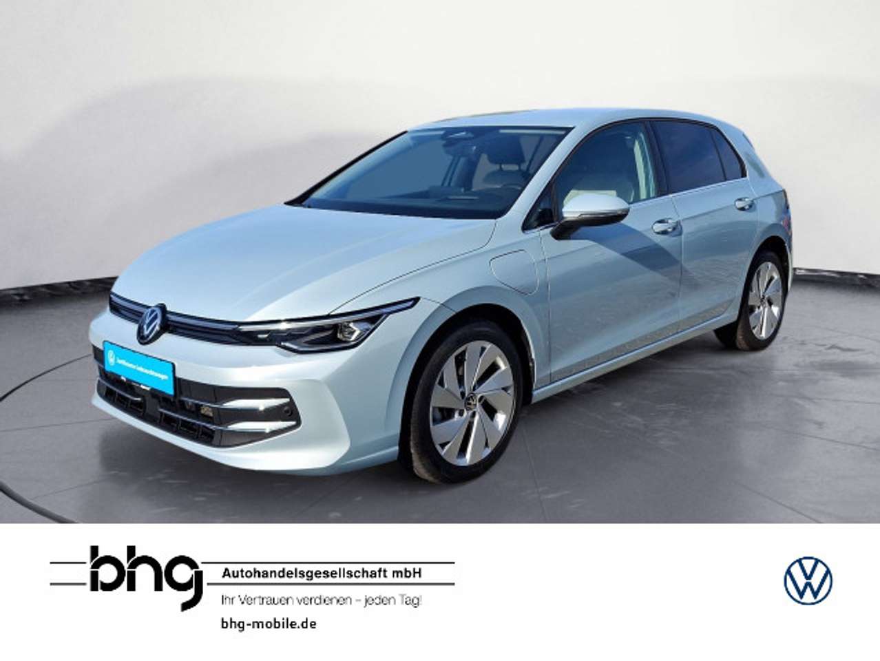 Volkswagen Golf — Volkswagen Golf 1.5 eHybrid DSG STYLE