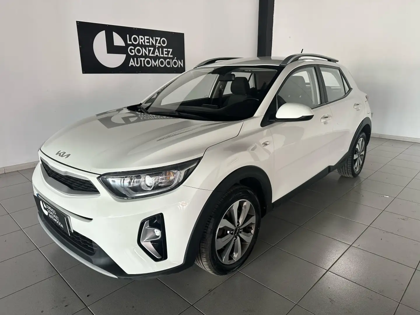 Kia Stonic 1.0 T-GDi MHEV Concept 100 Weiß - 1