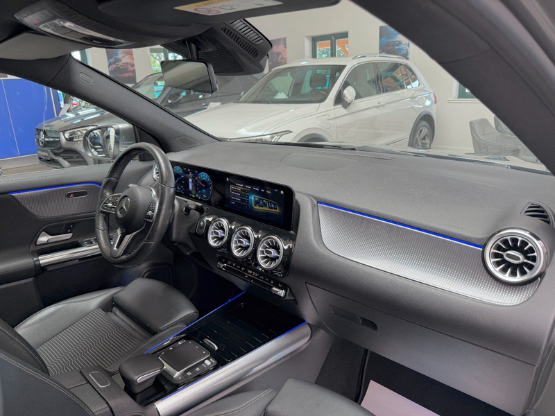 Mercedes-Benz GLA 250 e Hybrid Progressive PANO/AMBIENT/LEDER — photo 8