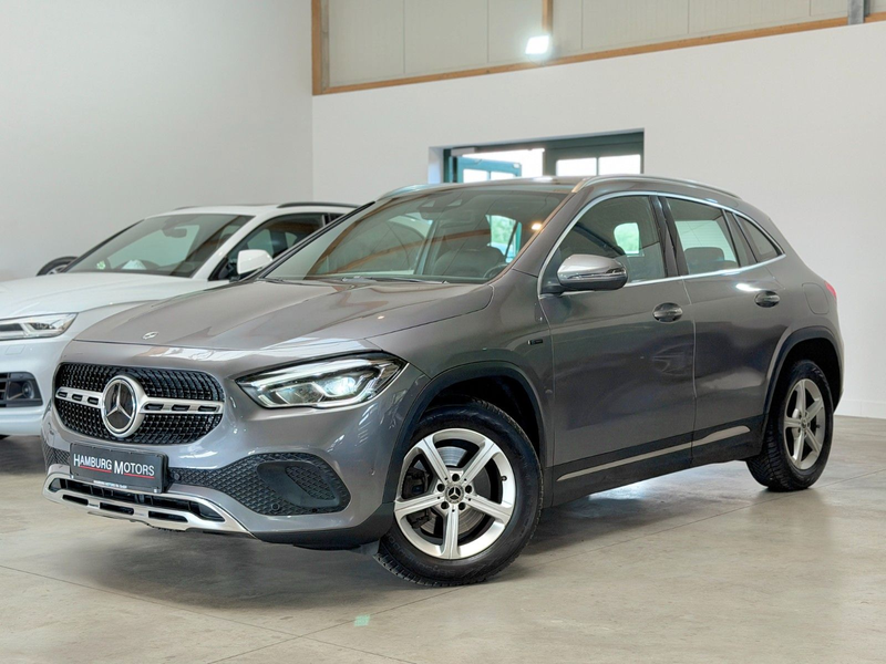 Mercedes-Benz GLA 250 e Hybrid Progressive PANO/AMBIENT/LEDER — photo 2