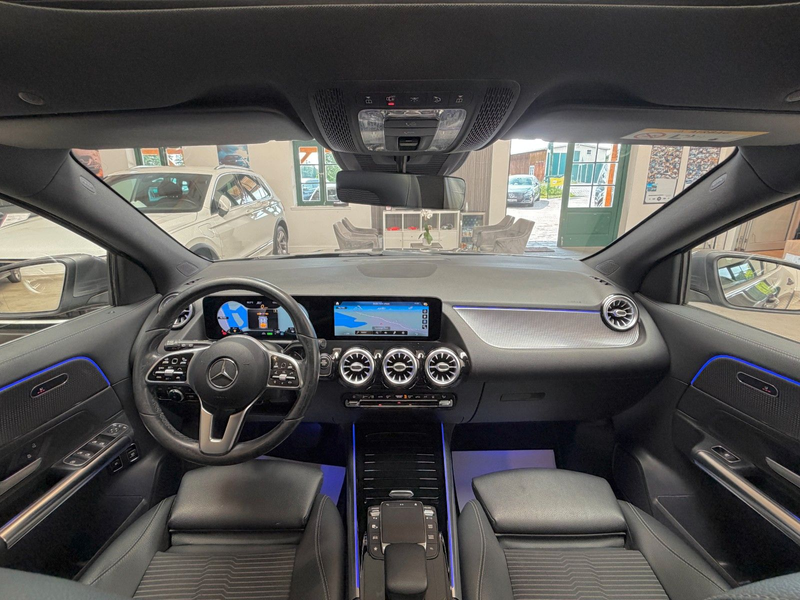 Mercedes-Benz GLA 250 e Hybrid Progressive PANO/AMBIENT/LEDER — photo 7