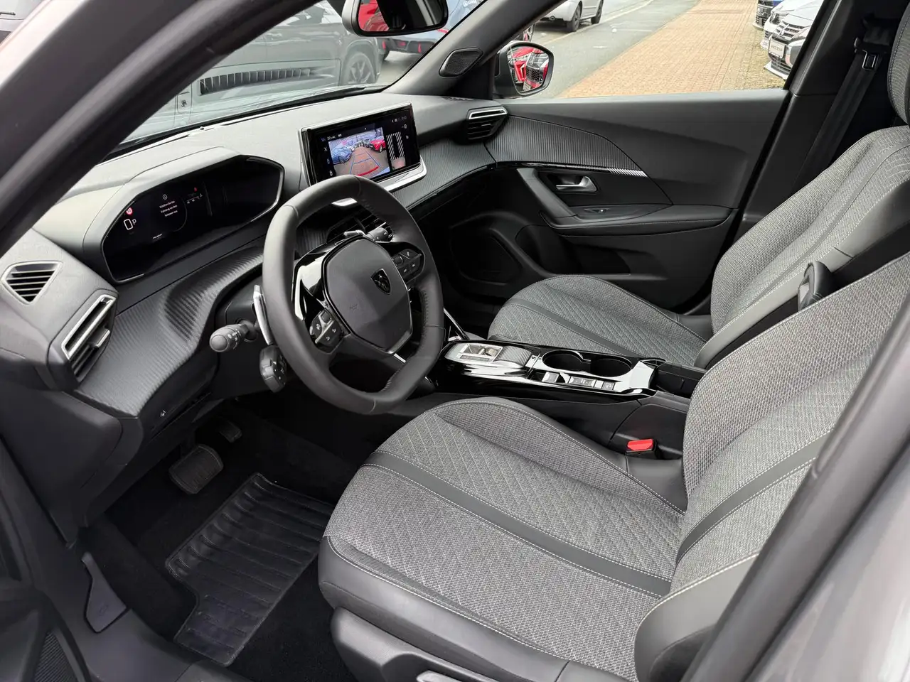 Peugeot 2008 1.2 Allure PureTech 130 *LED *ACC *SHZ 8