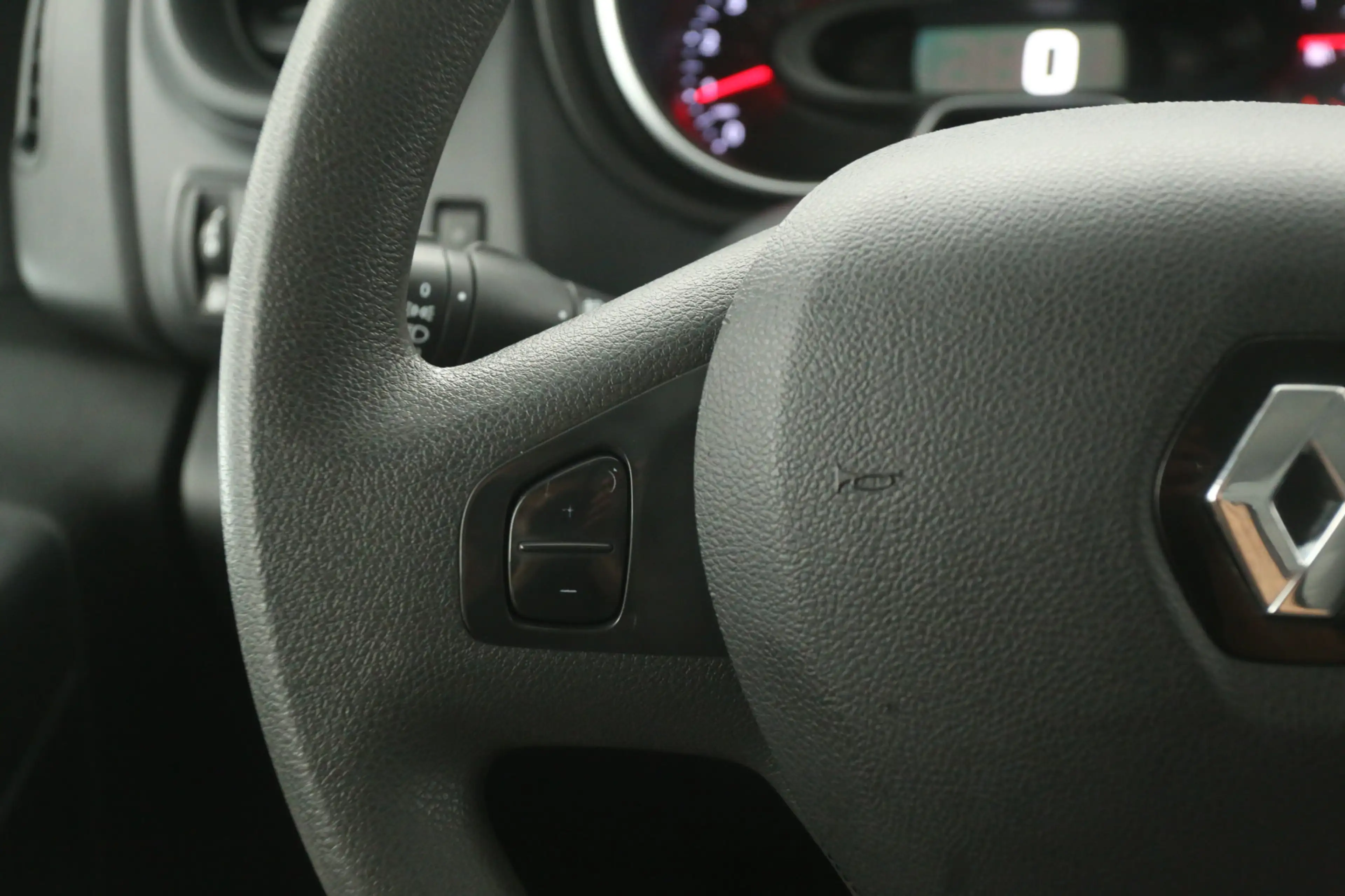 Renault Trafic 2.0 dCi L2H1 | Airco | Cruise | Camera | Carplay | — photo 16