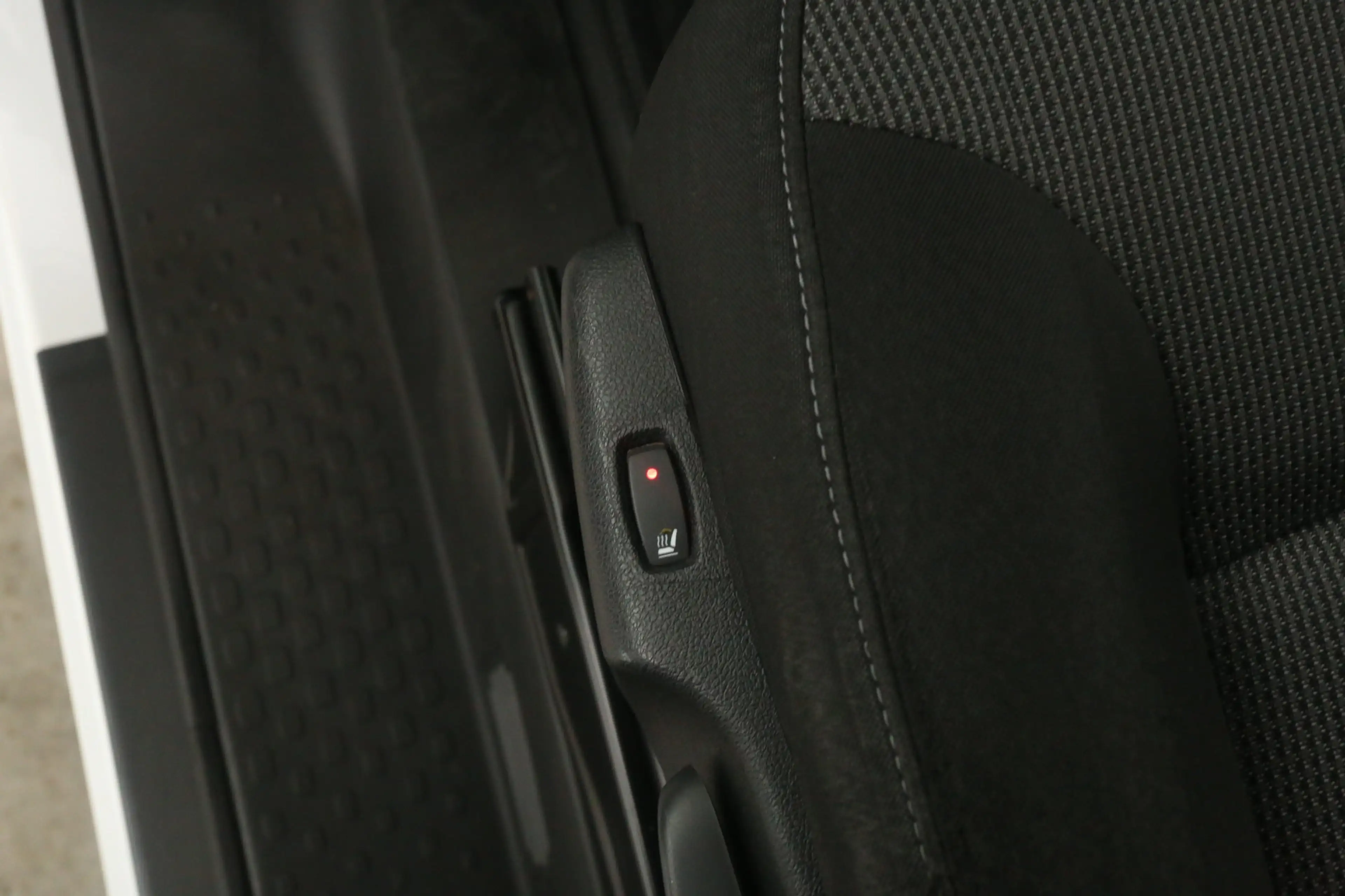 Renault Trafic 2.0 dCi L2H1 | Airco | Cruise | Camera | Carplay | — photo 22
