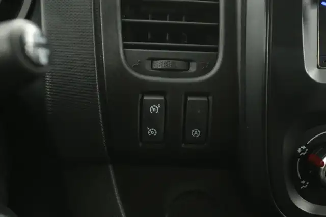 Renault Trafic view 19