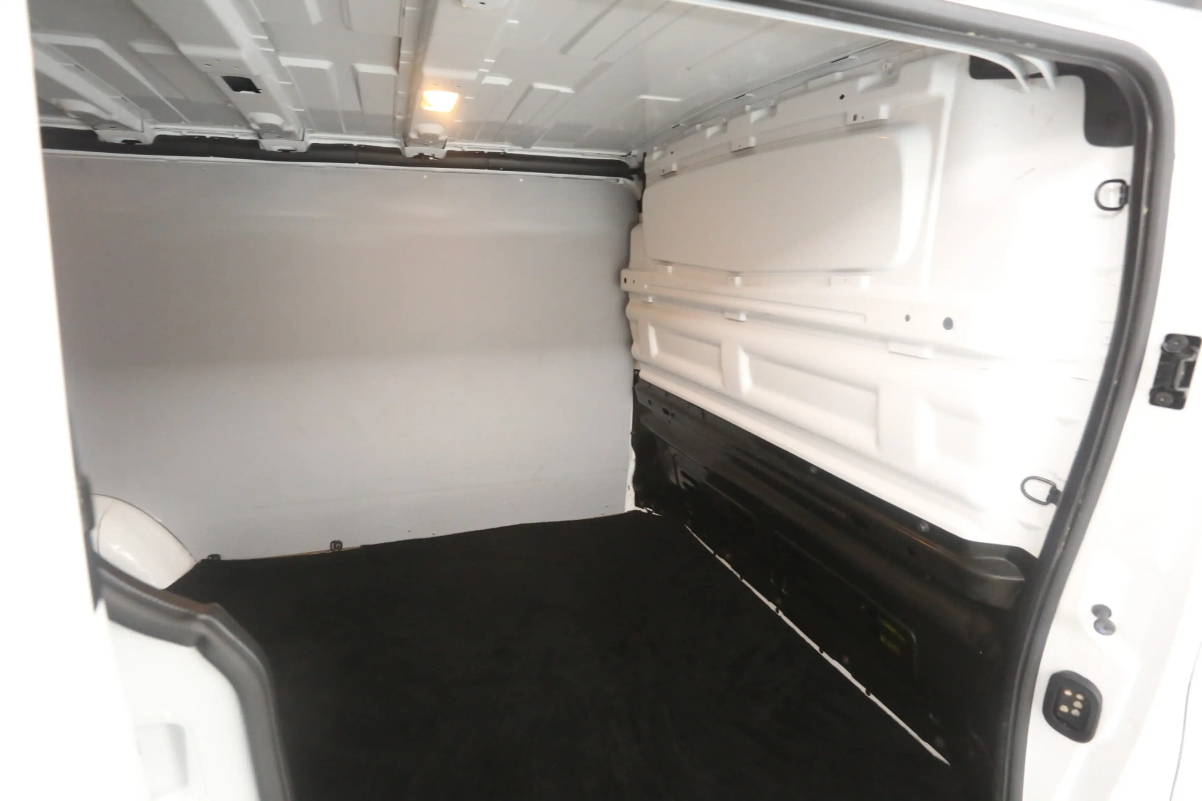 Renault Trafic 2.0 dCi L2H1 | Airco | Cruise | Camera | Carplay | — photo 26