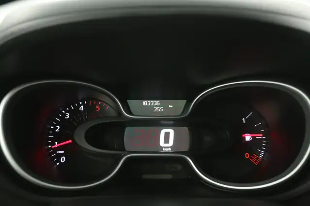 Renault Trafic view 12