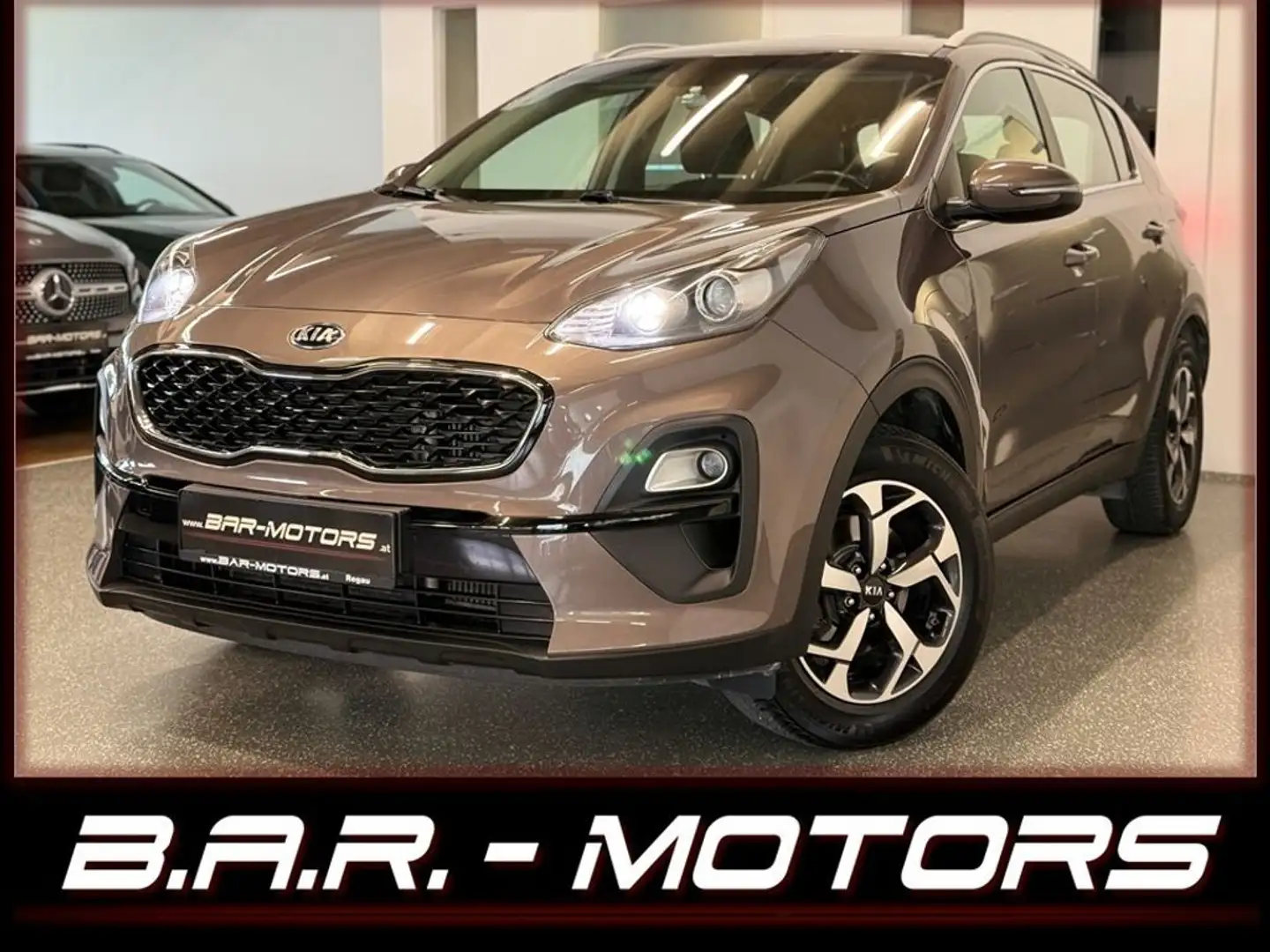 Kia Sportage Silber*KAMERA*LED*SHZ*BHZ-LENKRAD*NAVI* Silber - 1