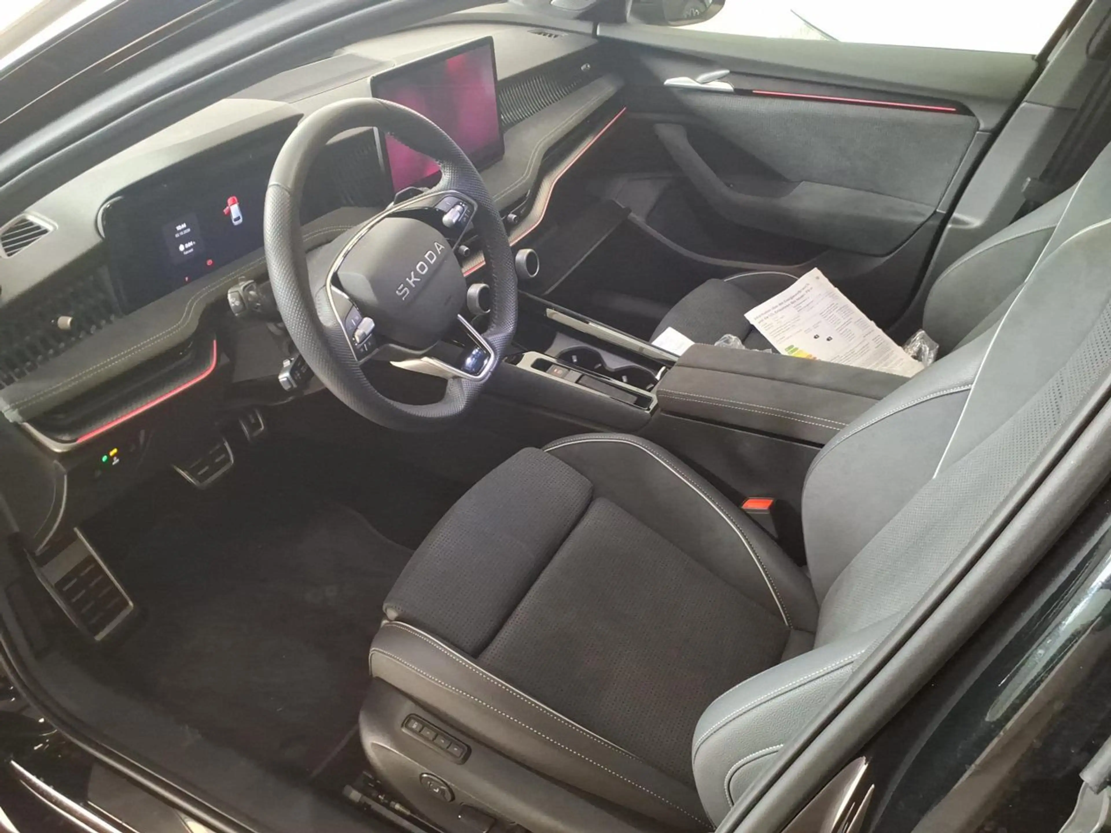 Skoda Superb Combi iV 1.5 TSI DSG SPORTLINE*LED*HUD*CA — photo 3