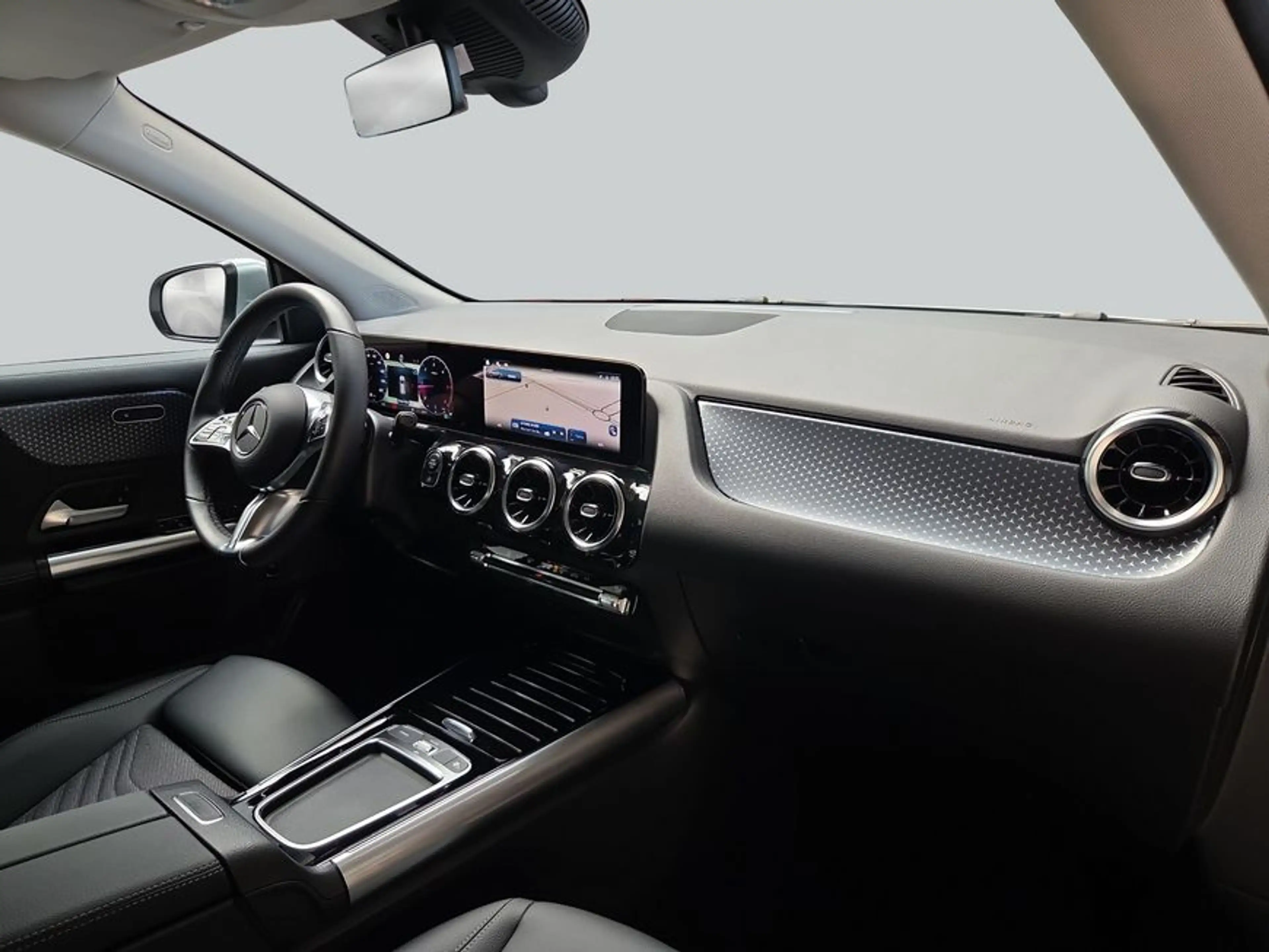 Mercedes-Benz GLA 200 GLA — photo 15