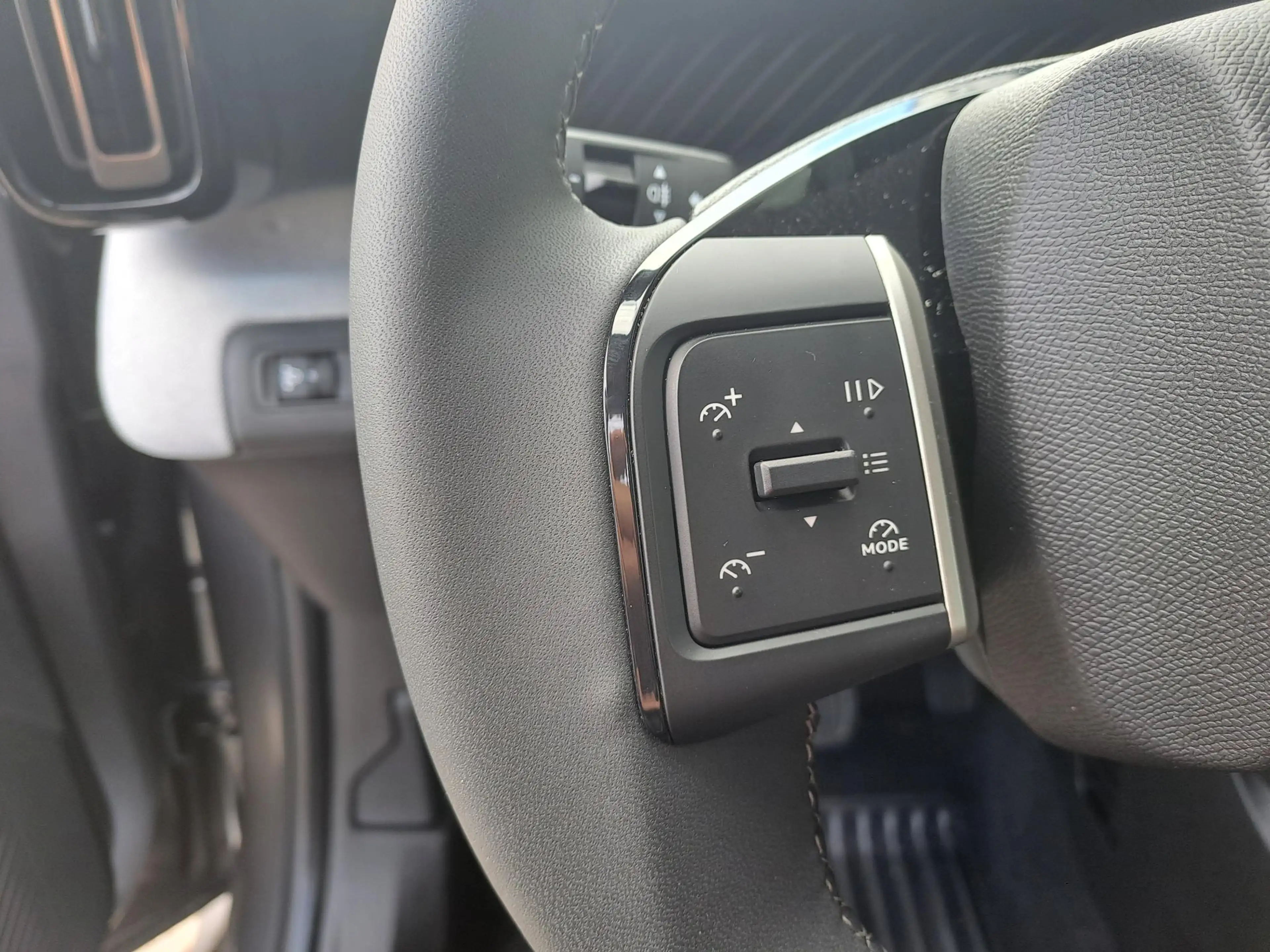 Citroen C3 Aircross Ë-C3 Plus 113pk Extended Range 54 kWh — photo 13