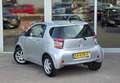 Toyota iQ 1.0 VVTi Aspiration Airco Navi LMV 15'' Bluetooth Grau - thumbnail 23