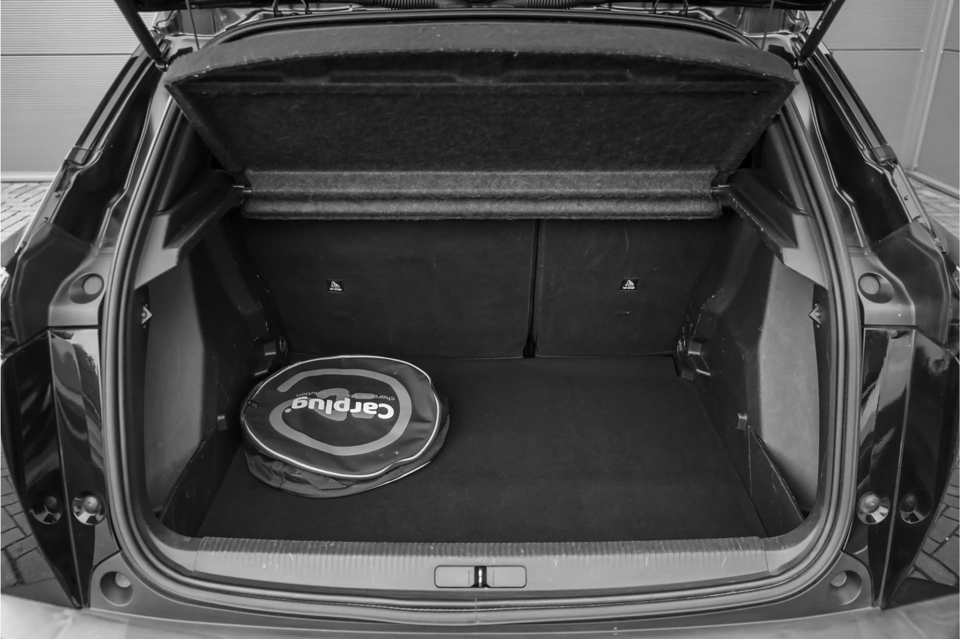 Peugeot e-2008 EV Active 50 kWh Climate Stoelverw Camera — photo 7