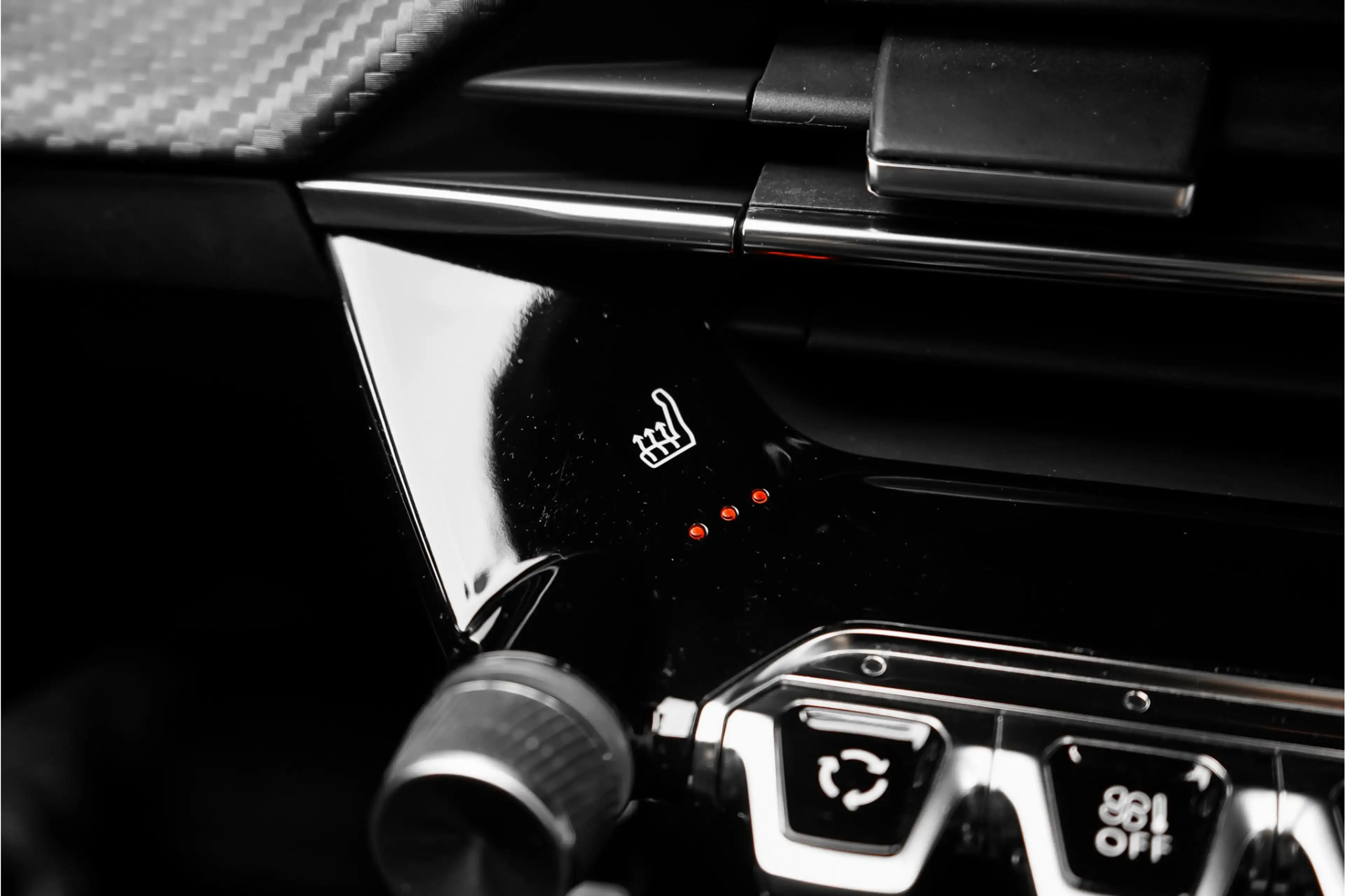 Peugeot e-2008 EV Active 50 kWh Climate Stoelverw Camera — photo 27