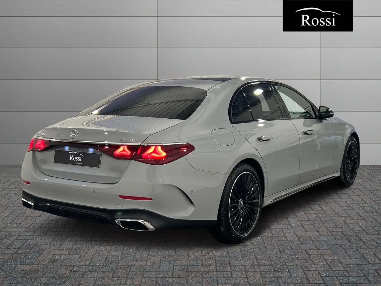 Mercedes-Benz E 220 d 4MATIC Grigio - 2