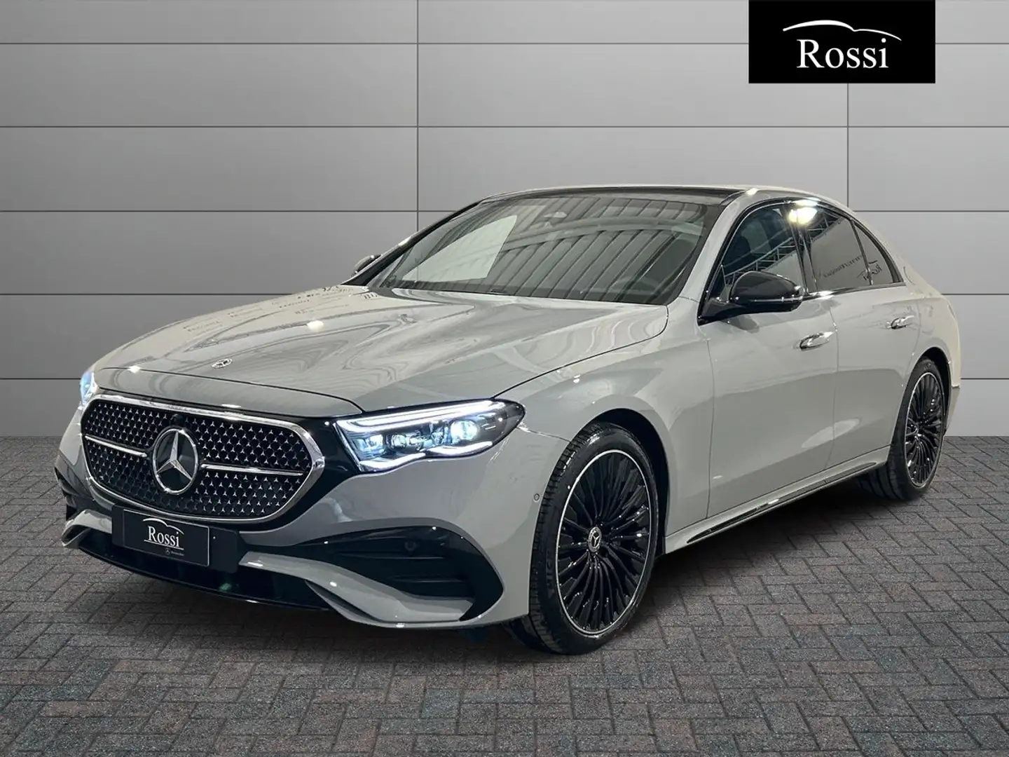 Mercedes-Benz E 220 d 4MATIC Grigio - 1