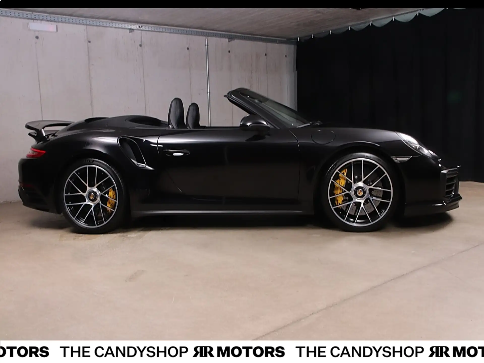Porsche 911 911 Turbo S Cabriolet 2016 검정 사진 5
