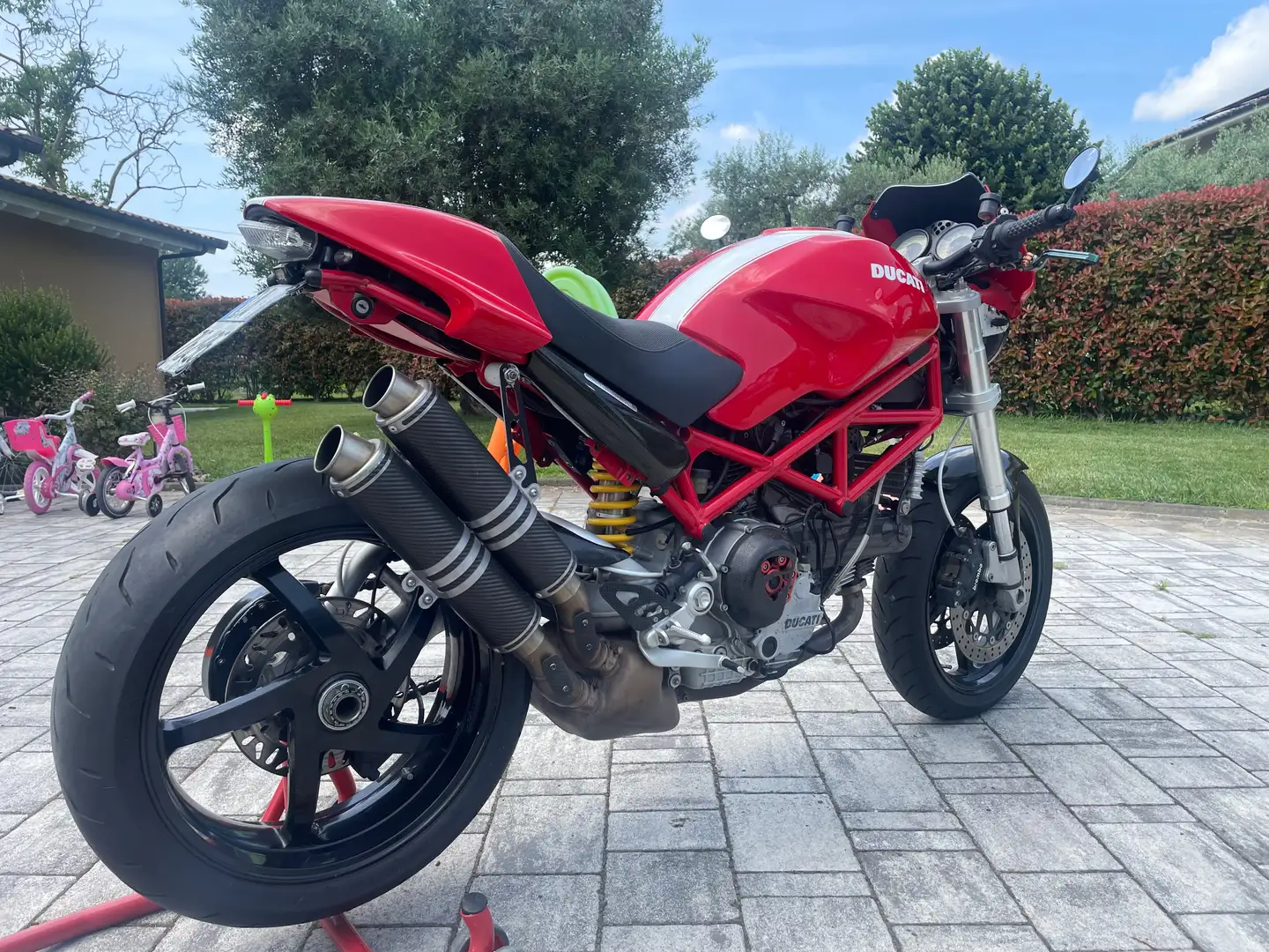 Ducati Monster S2R 1000 Červená - 2