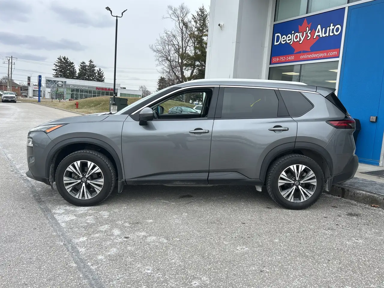Nissan Rogue снимка Nissan Rogue