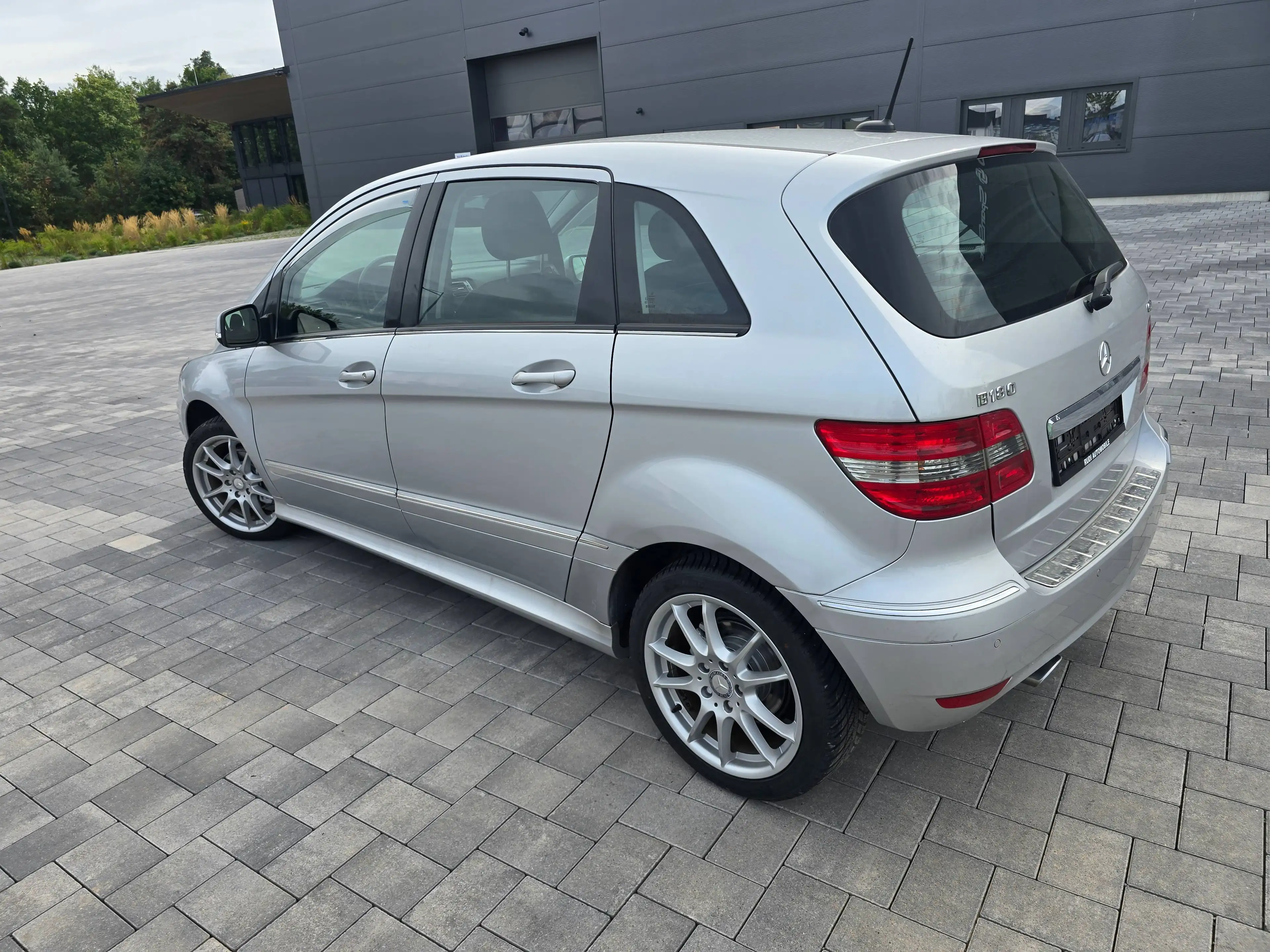 Mercedes-Benz B 180 B 180 CDI (245.207) — photo 13