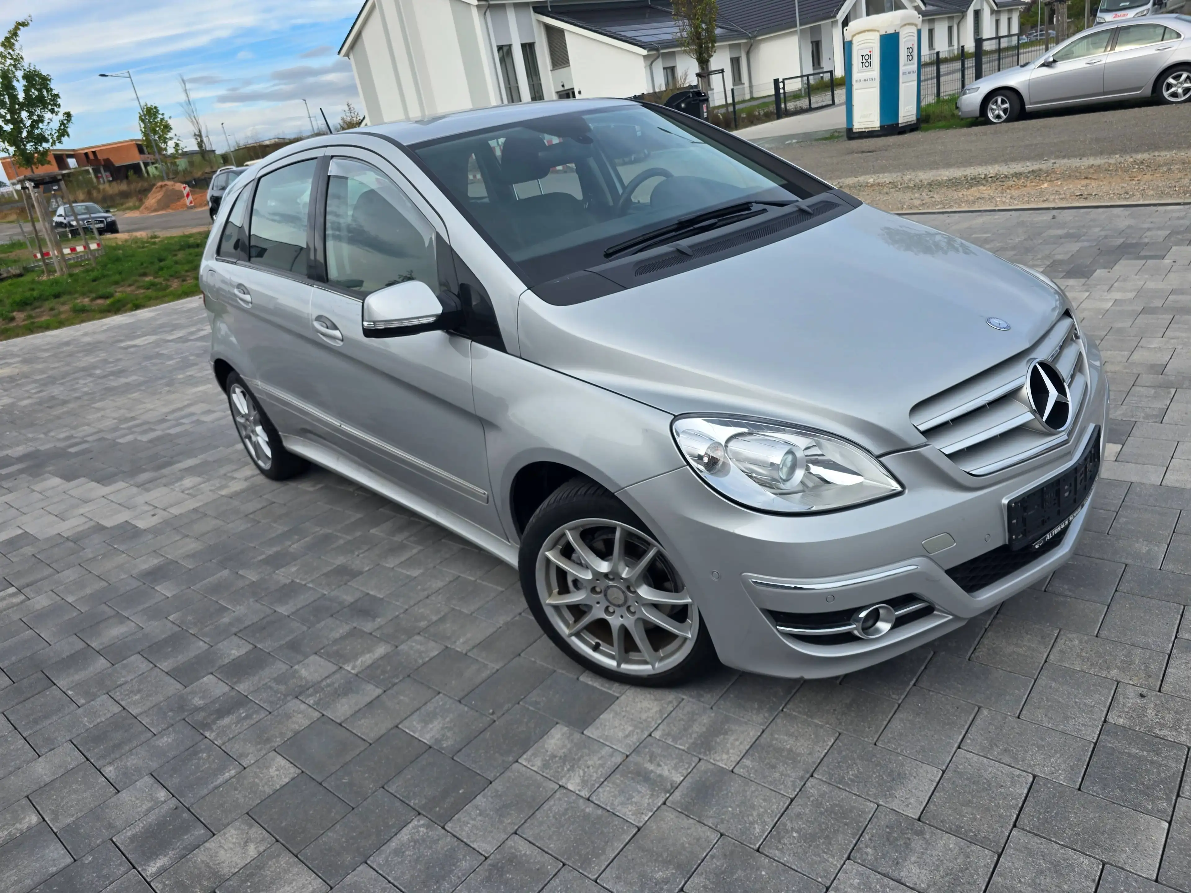 Mercedes-Benz B 180 B 180 CDI (245.207)