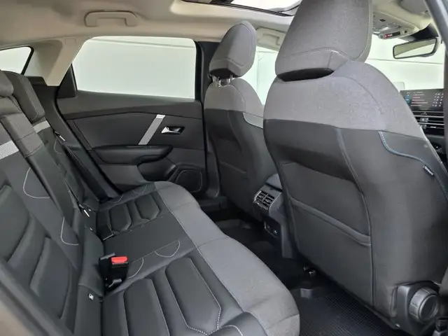 Citroen C4 view 24