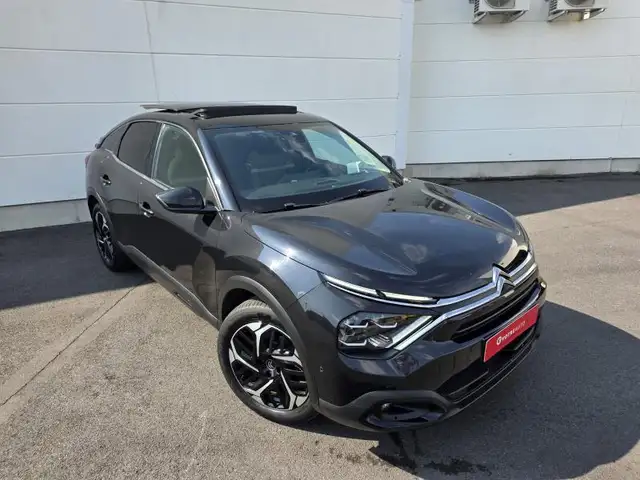 Citroen C4 view 3