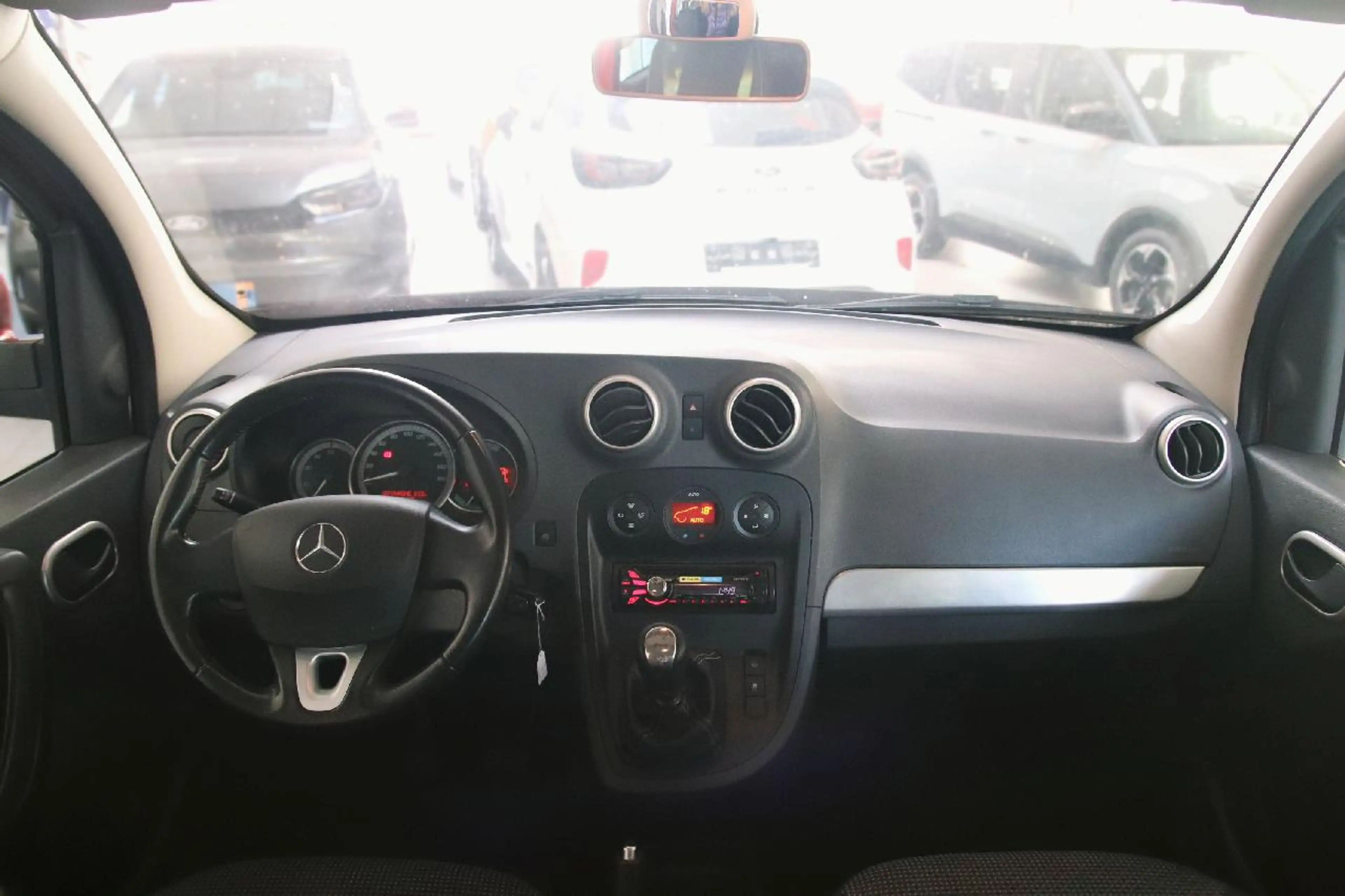 Mercedes-Benz Citan 111 CDI lang Tourer Edition — photo 11