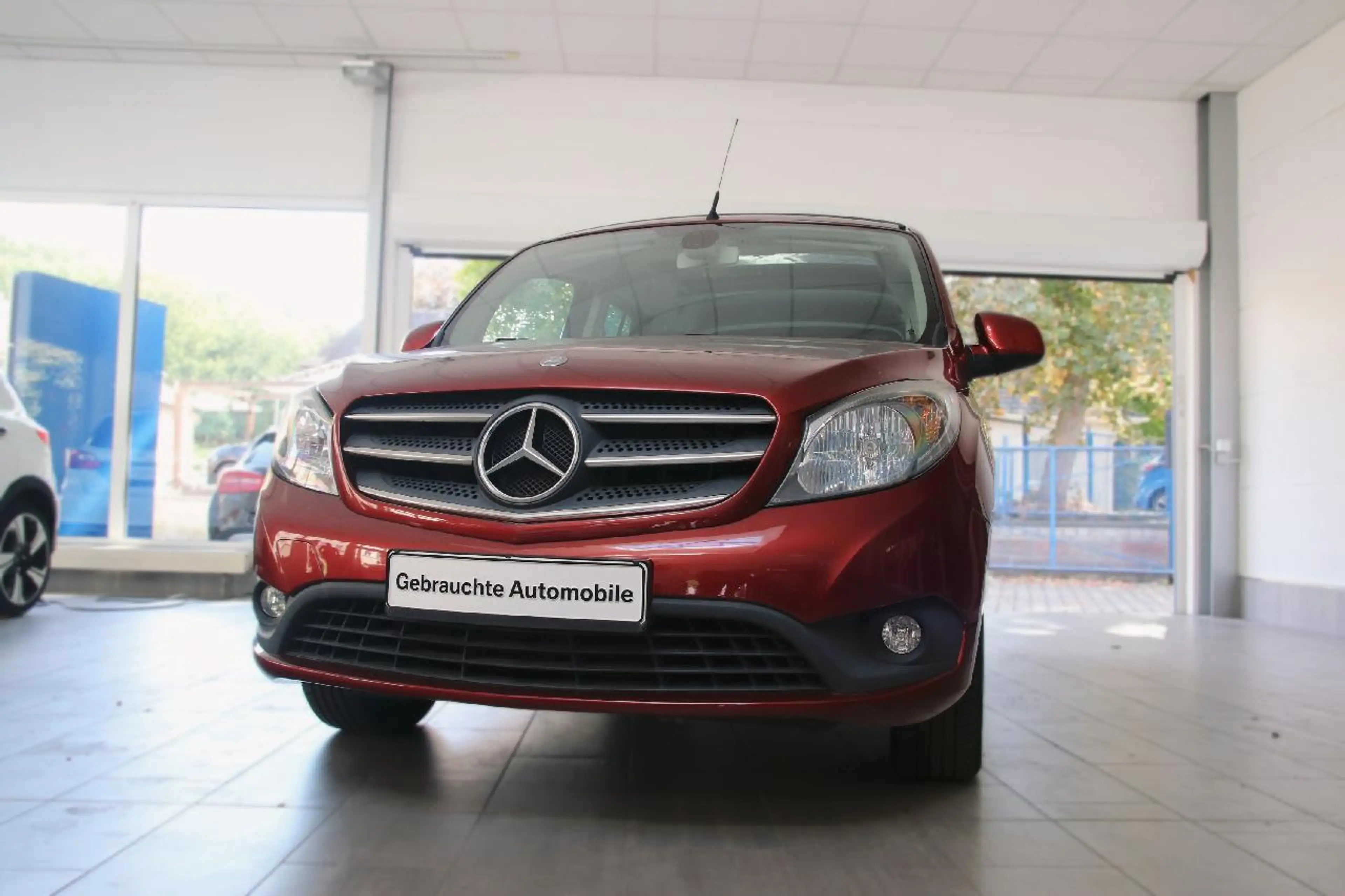 Mercedes-Benz Citan 111 CDI lang Tourer Edition — photo 2