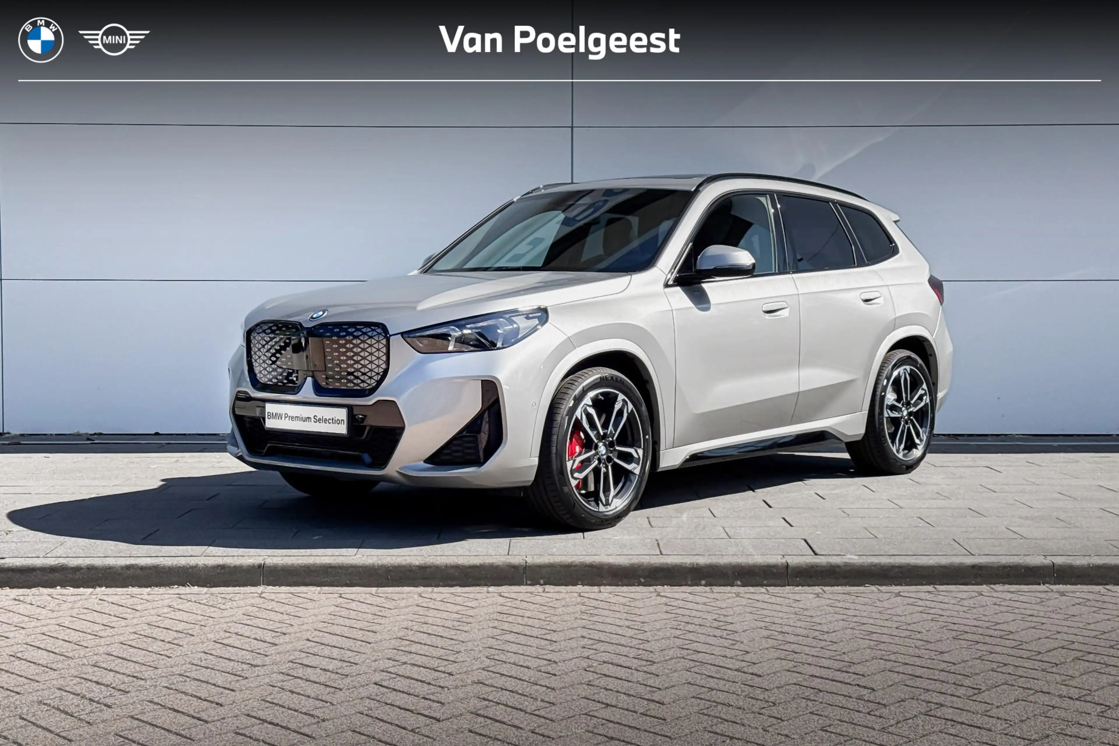 BMW iX1 eDrive20 67 kWh M Sport Edition | M Sportpakket Pr