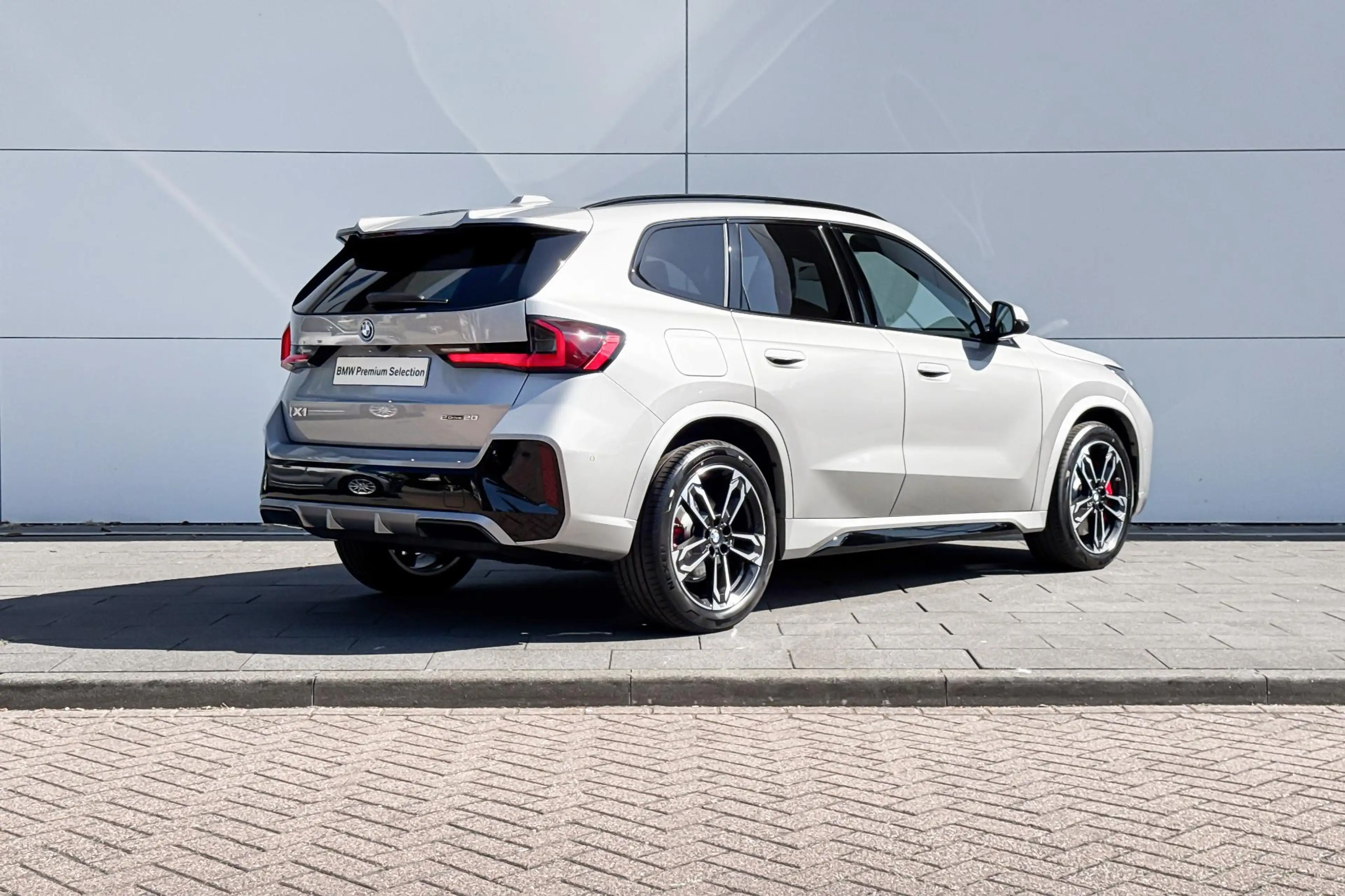 BMW iX1 eDrive20 67 kWh M Sport Edition | M Sportpakket Pr — photo 6