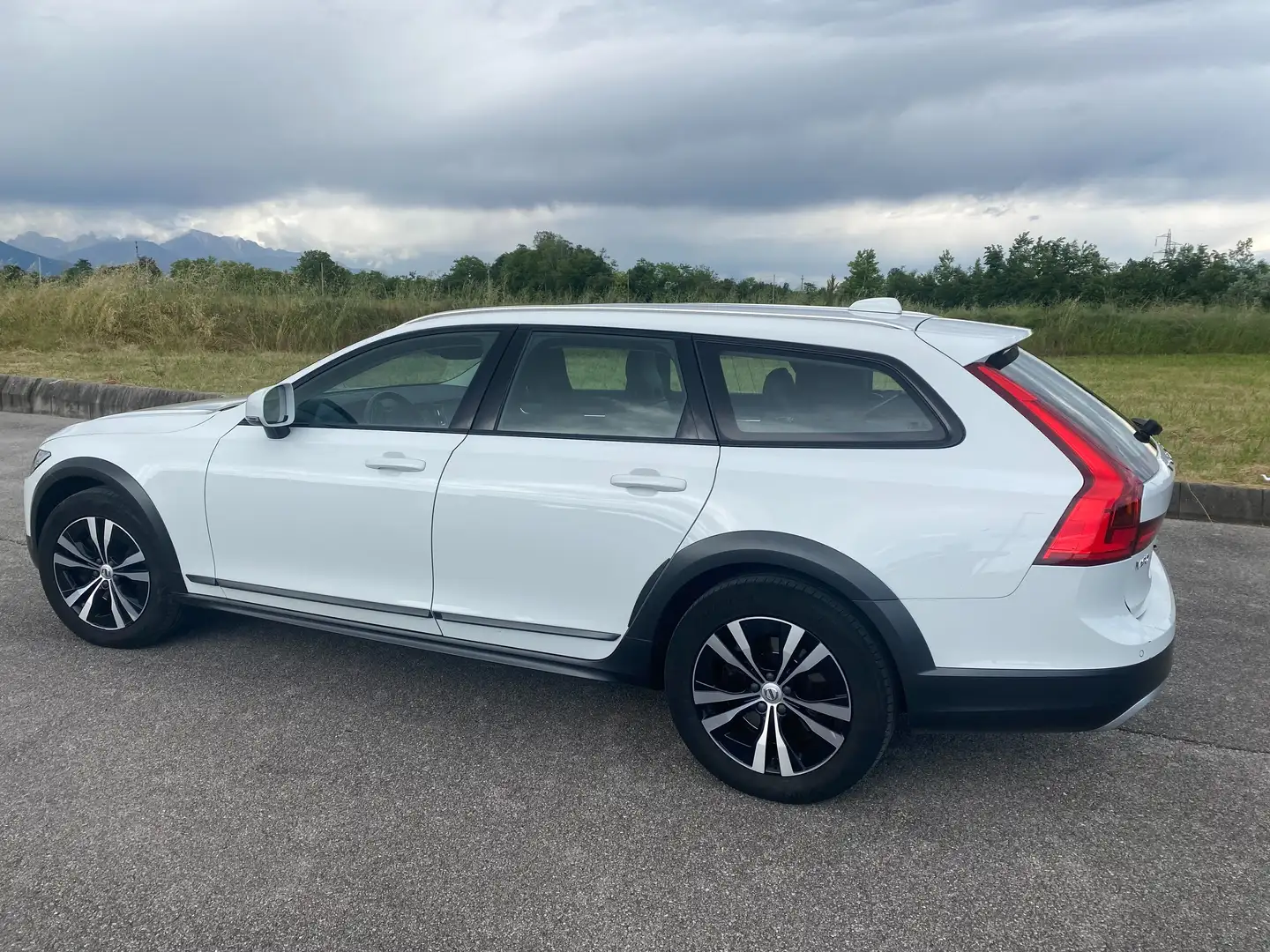 Volvo V90 Cross Country V90 2020 Cross Country 2.0 d4  awd geartronic my20 Bianco - 2