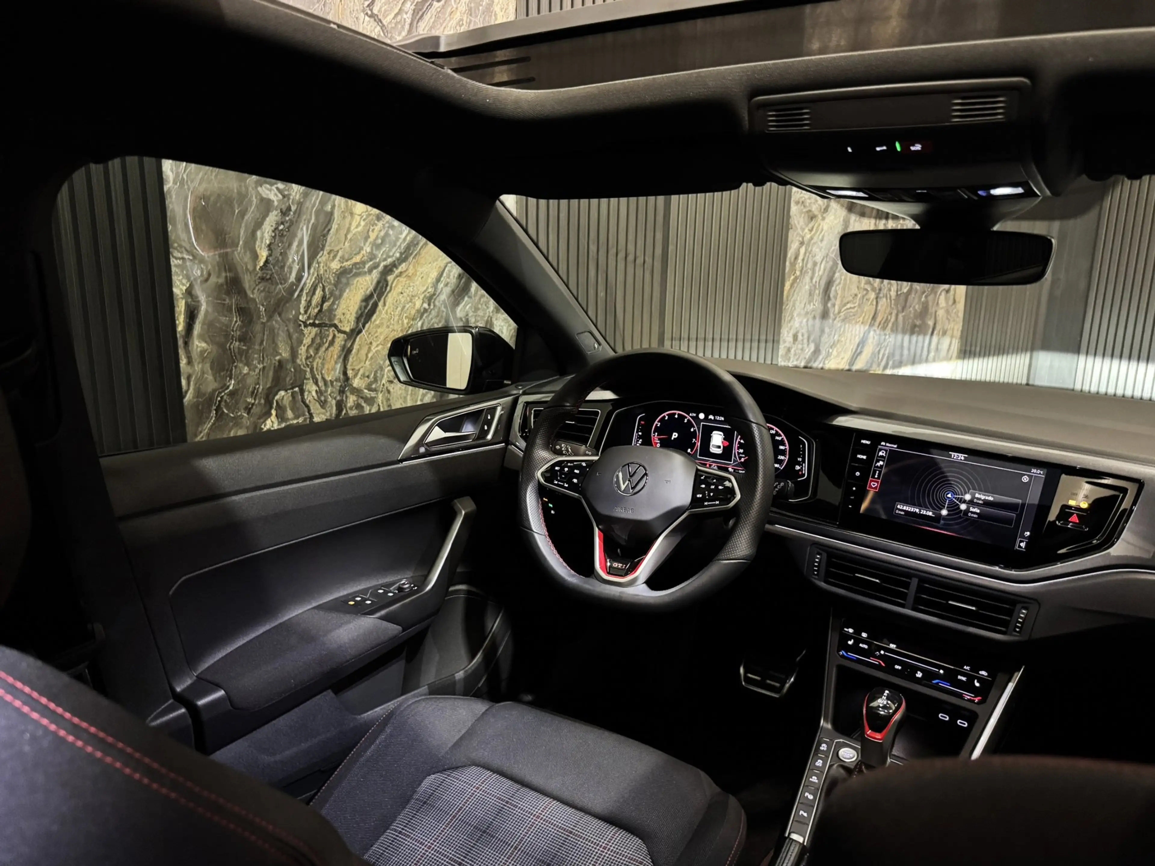 Volkswagen Polo GTI 2.0 TSI GTI|PANO|SFEER|BEATS|BLINDSPOT|KEYLESS|BOM — photo 16