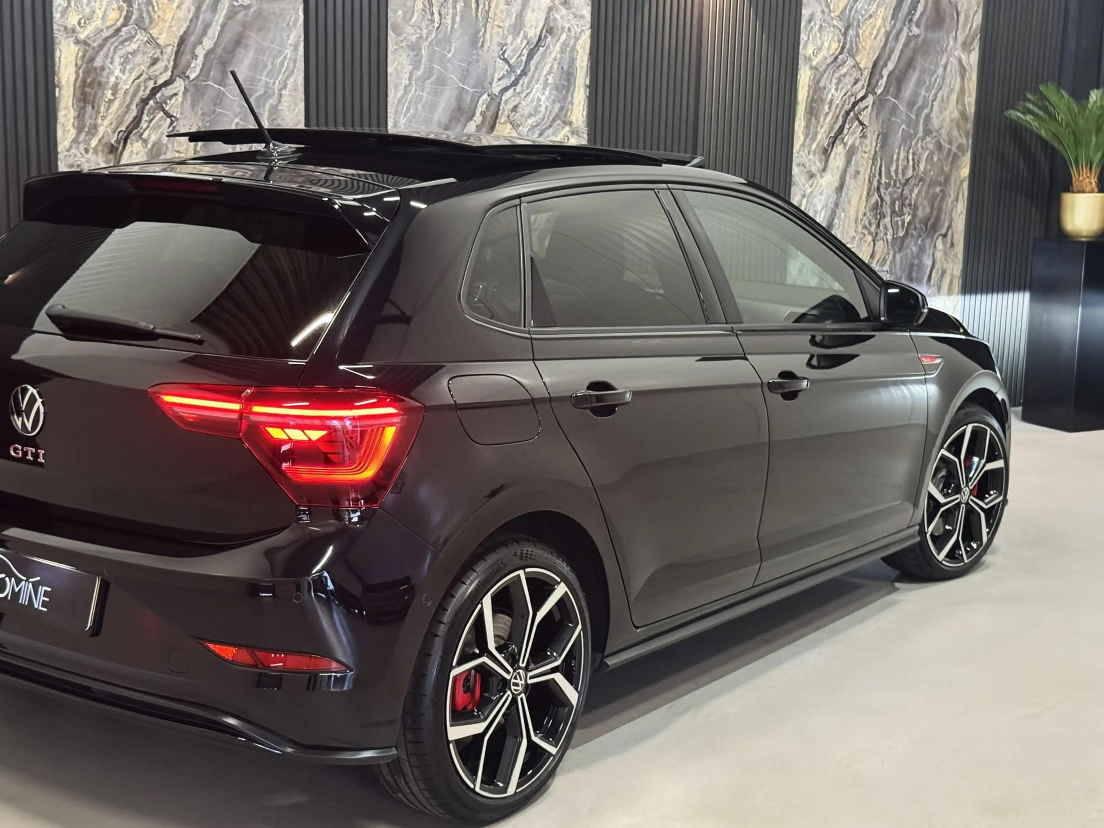 Volkswagen Polo GTI 2.0 TSI GTI|PANO|SFEER|BEATS|BLINDSPOT|KEYLESS|BOM — photo 10