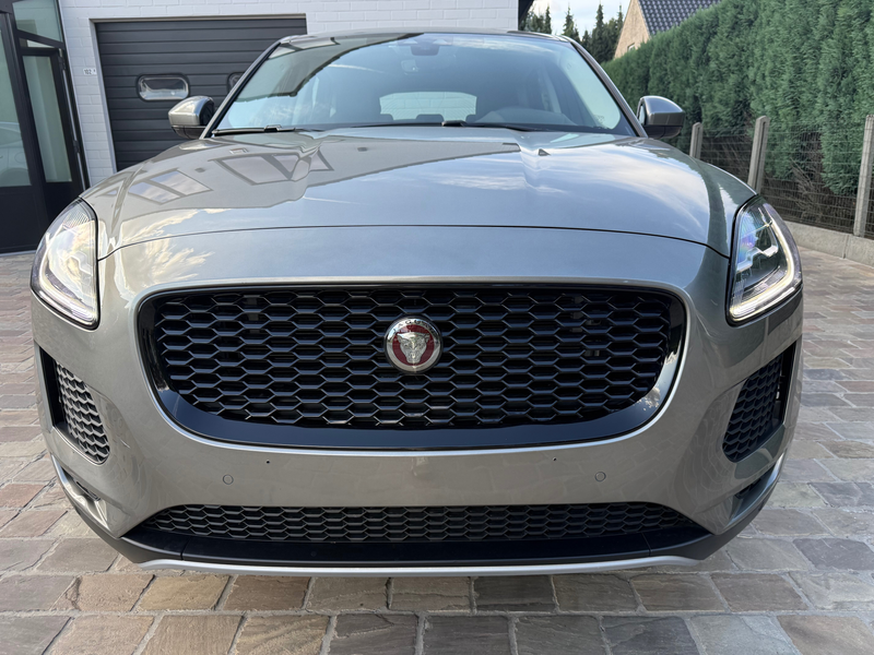 Jaguar E-Pace E-Pace 2.0 T AWD (EU6.2) — photo 3