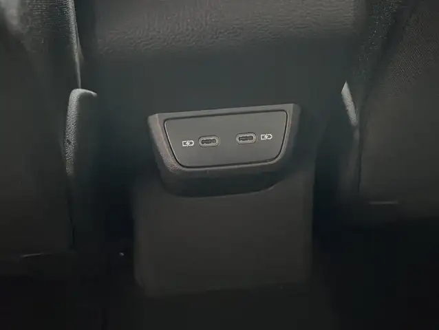 Volkswagen Taigo view 8