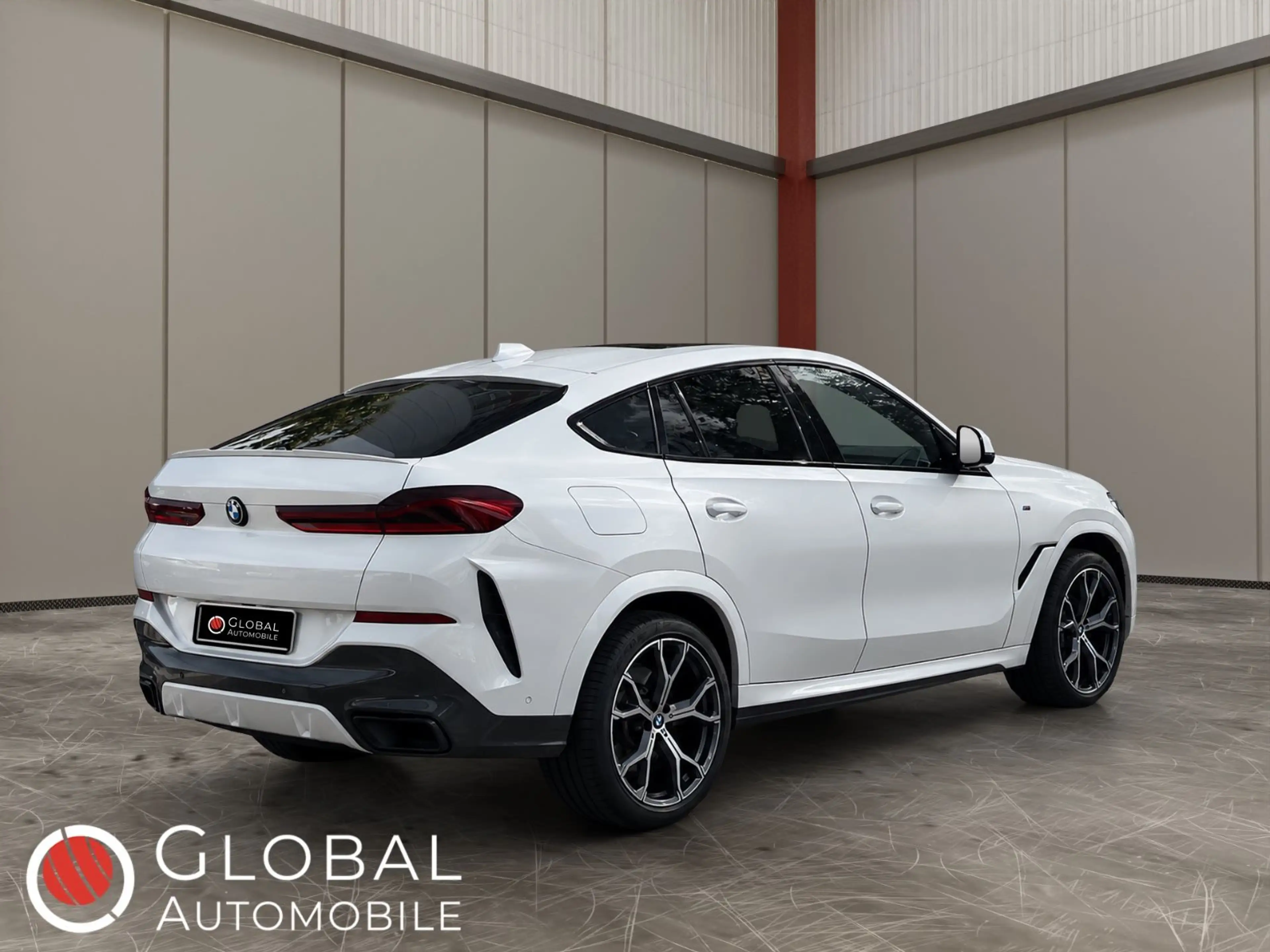 BMW X6 xDrive30d M Sport°LUFT°LASER°HUD°H/K°360°SOFT — photo 2