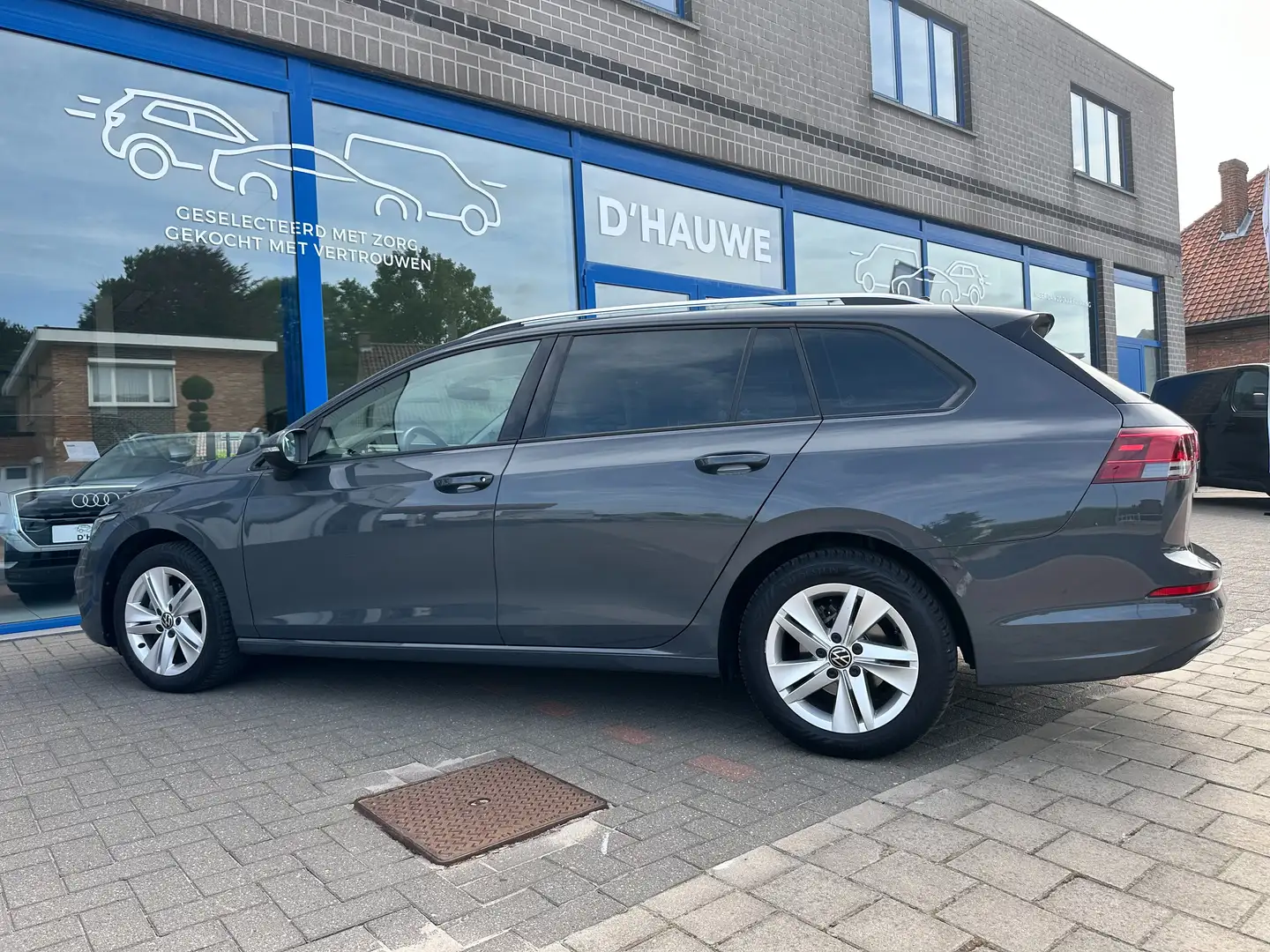 Volkswagen Golf Variant 1.0 TSI*camera*Apple Carplay*active cruise ctrl* Gris - 2