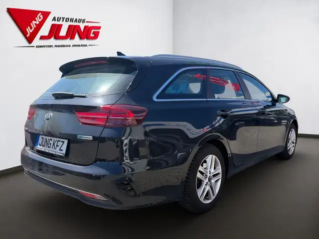 Kia Ceed view 8