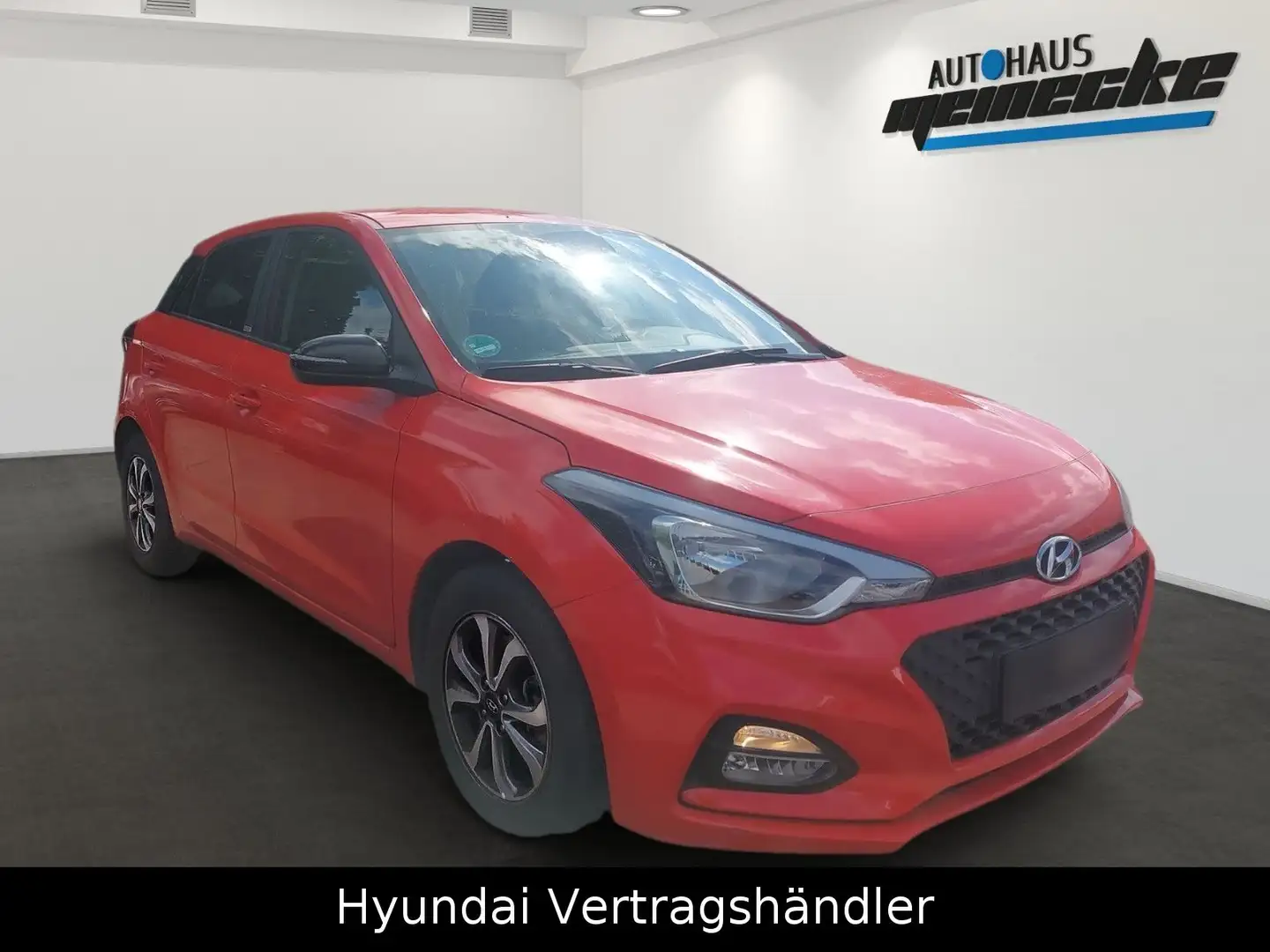 Hyundai i20 YES! Klinaanlaqge /Allwetterreifen 1 Hand Rouge - 2