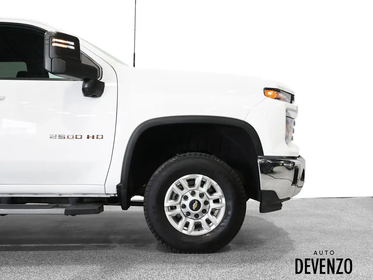Chevrolet Silverado 2500 снимка Chevrolet Silverado 2500