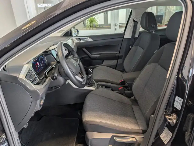 Volkswagen Polo view 7