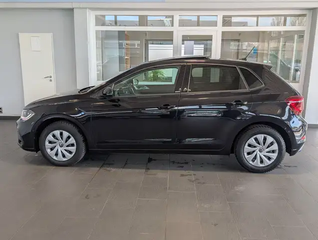 Volkswagen Polo view 6