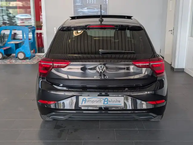 Volkswagen Polo view 11