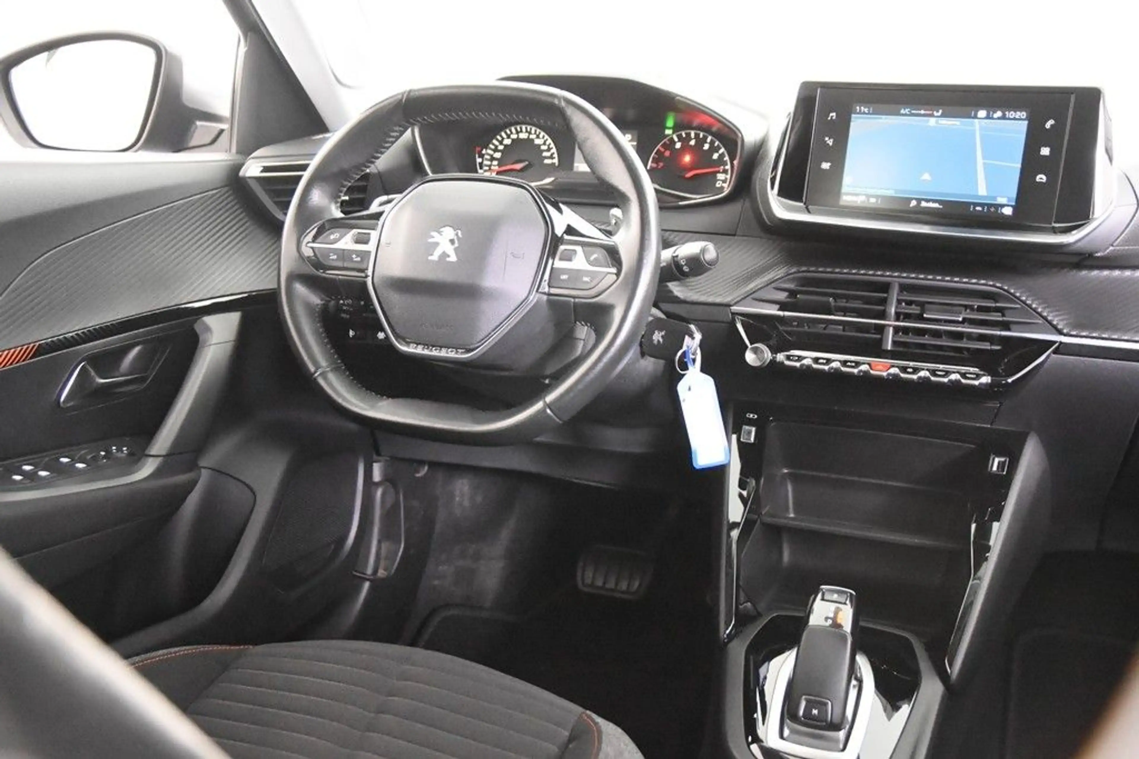 Peugeot 2008 Active 130 Automatik *1.Hand*Navi*Park ass. — photo 9