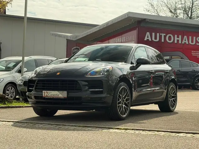 Porsche Macan S / PDC/AHK