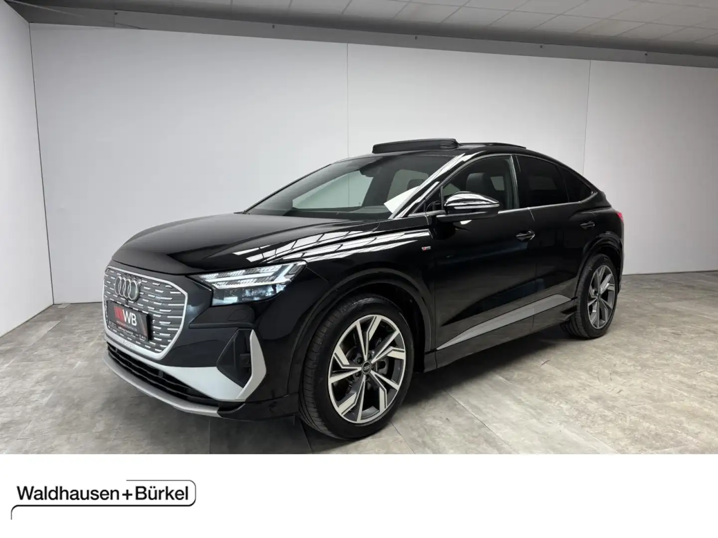 Audi Q4 e-tron S line Klima Navi Rückfahrkamera Kurvenlicht Schwarz - 1