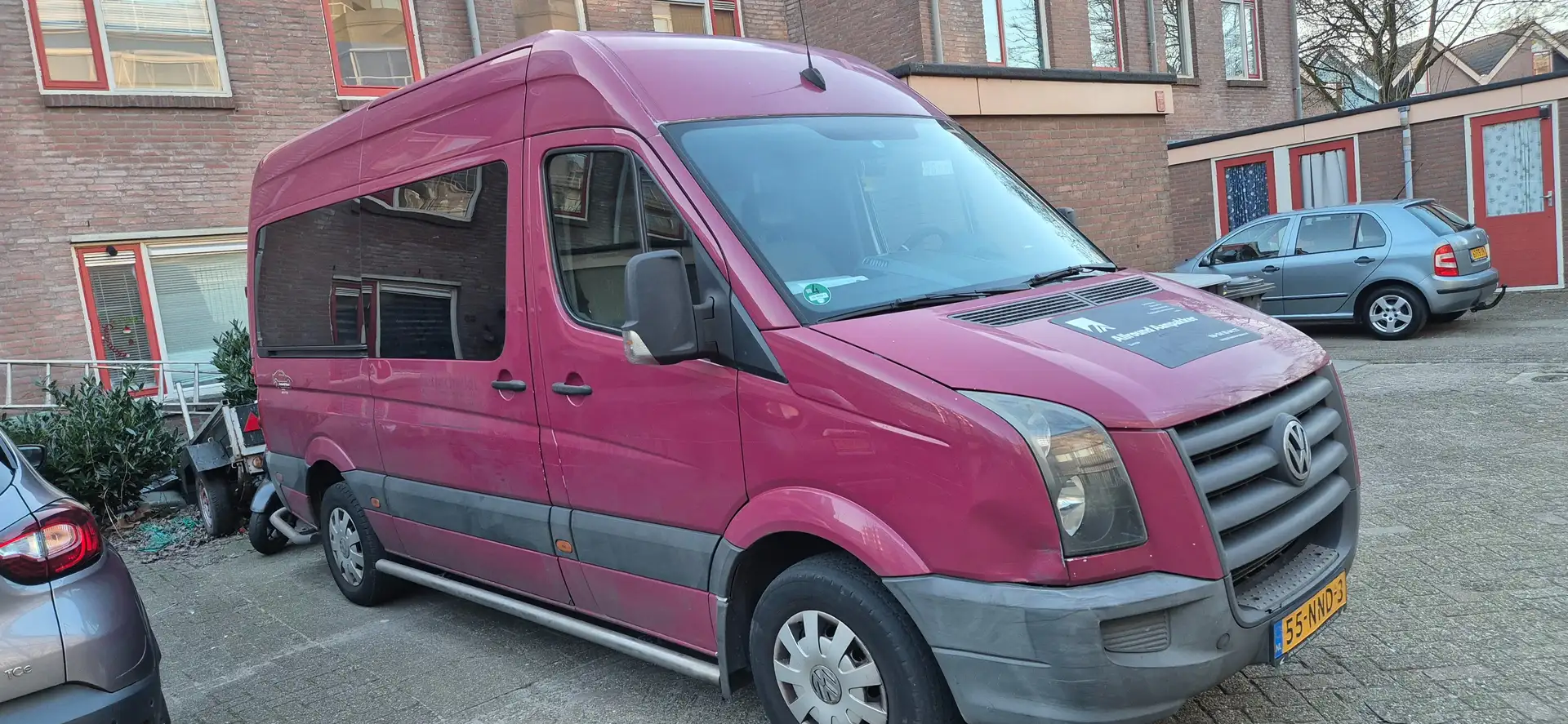 Volkswagen Crafter Crafter 32 2.5 TDI L2H1 Rouge - 2