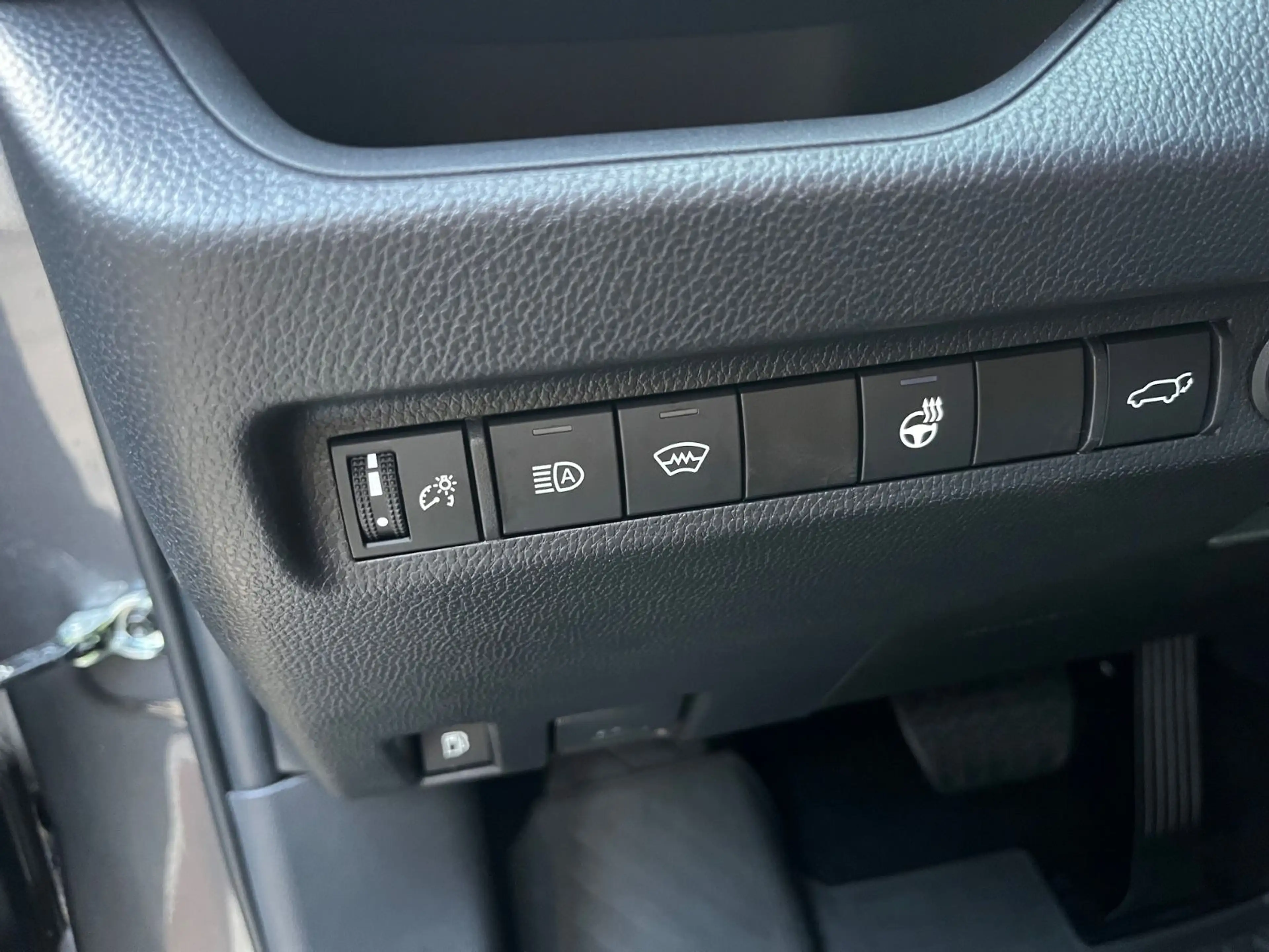 Toyota RAV 4 2.5 Hybrid 4x4 Schiebedach Leder — photo 12