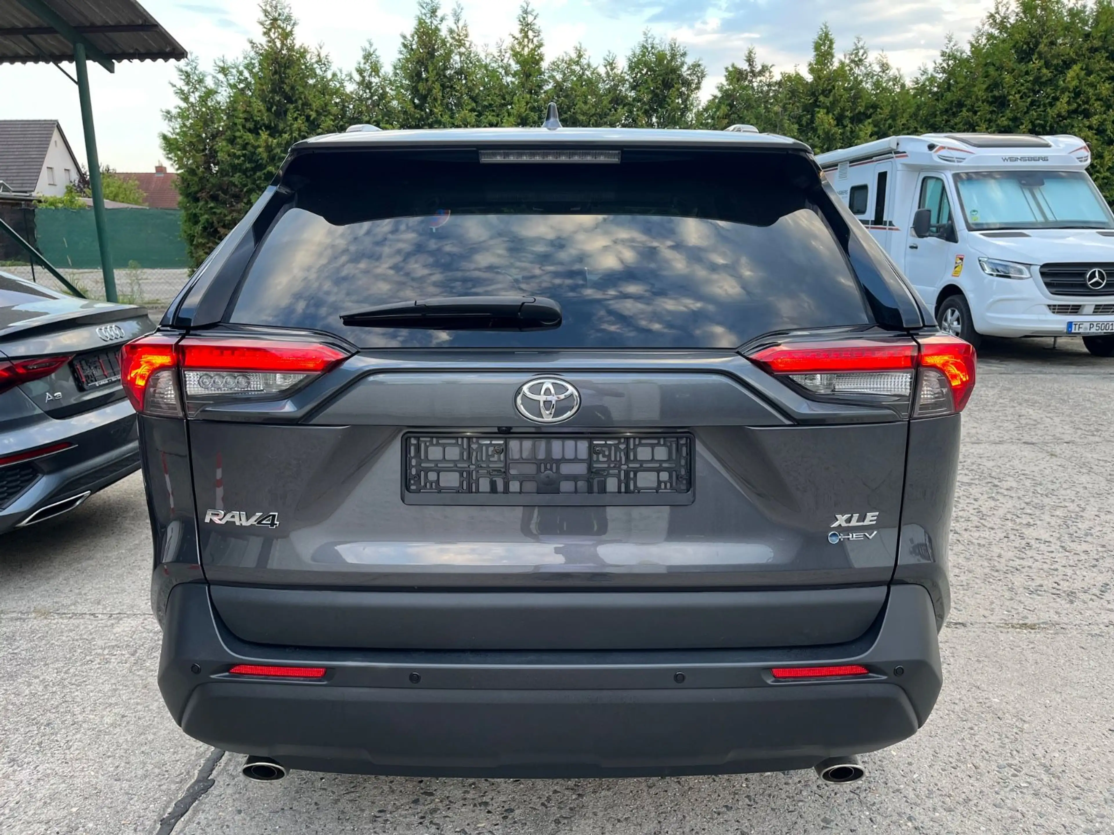 Toyota RAV 4 2.5 Hybrid 4x4 Schiebedach Leder — photo 6